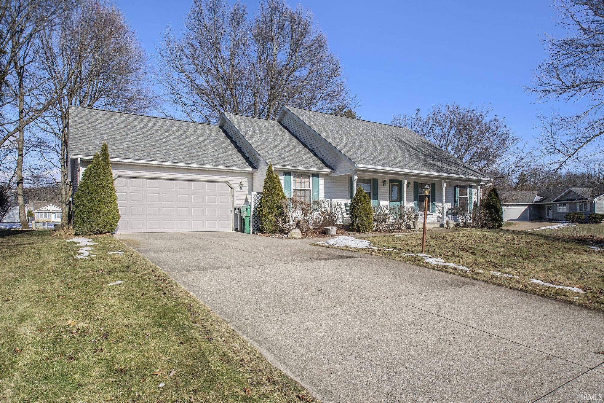 South Bend, IN 46619,26331 Peddlers Cove Court