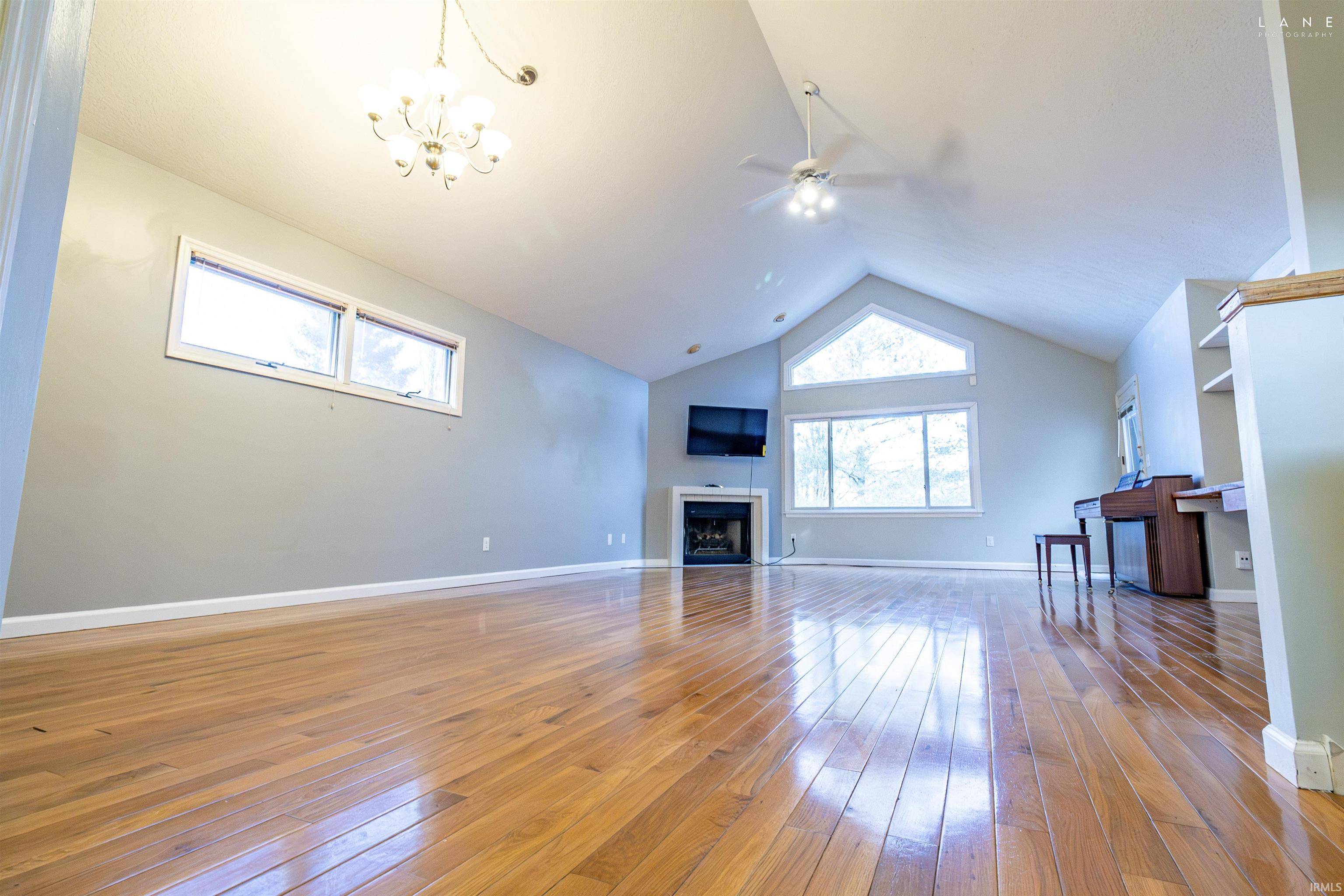 Bloomington, IN 47401,2409 E Oakmont Drive