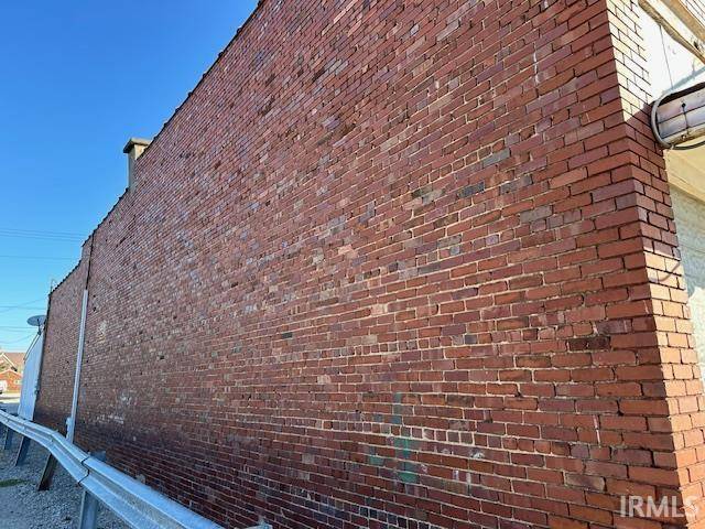 Linton, IN 47441,90 W Vincennes Street