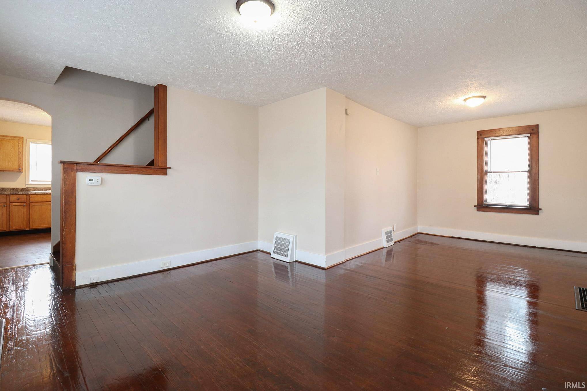 South Bend, IN 46614,136 E Irvington Avenue