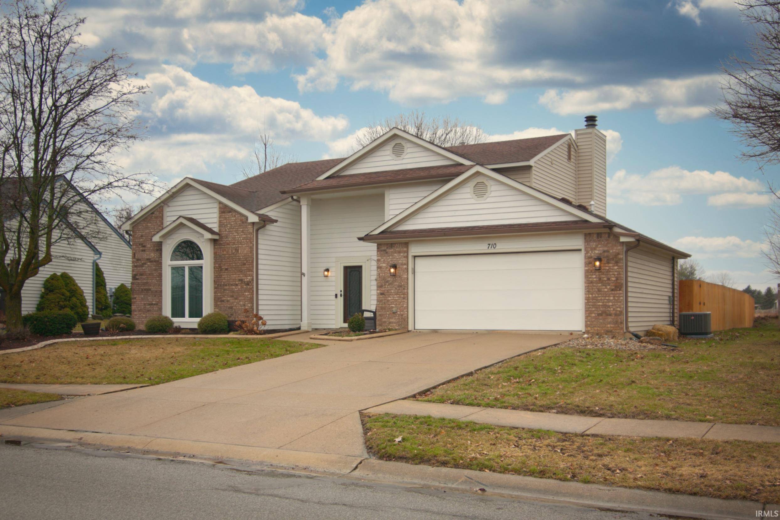 Fort Wayne, IN 46804-6402,710 Autumn Ridge Lane