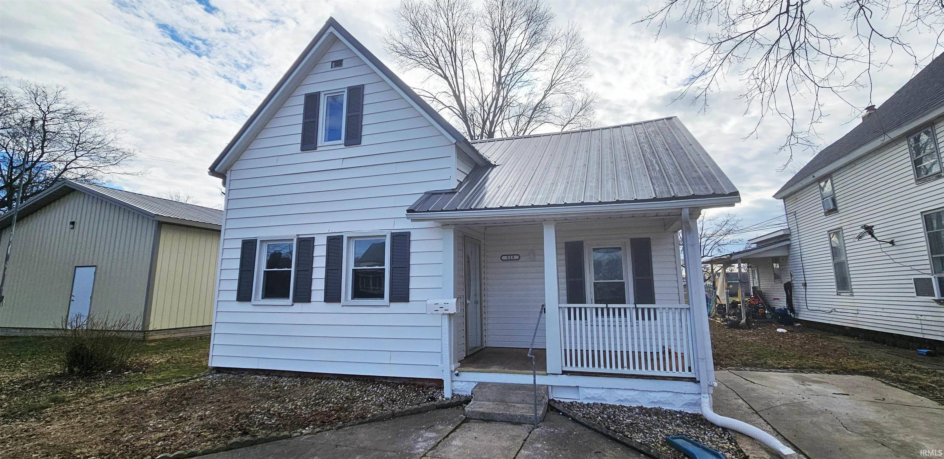 Mount Carmel, IL 62863,519 W 5th Street