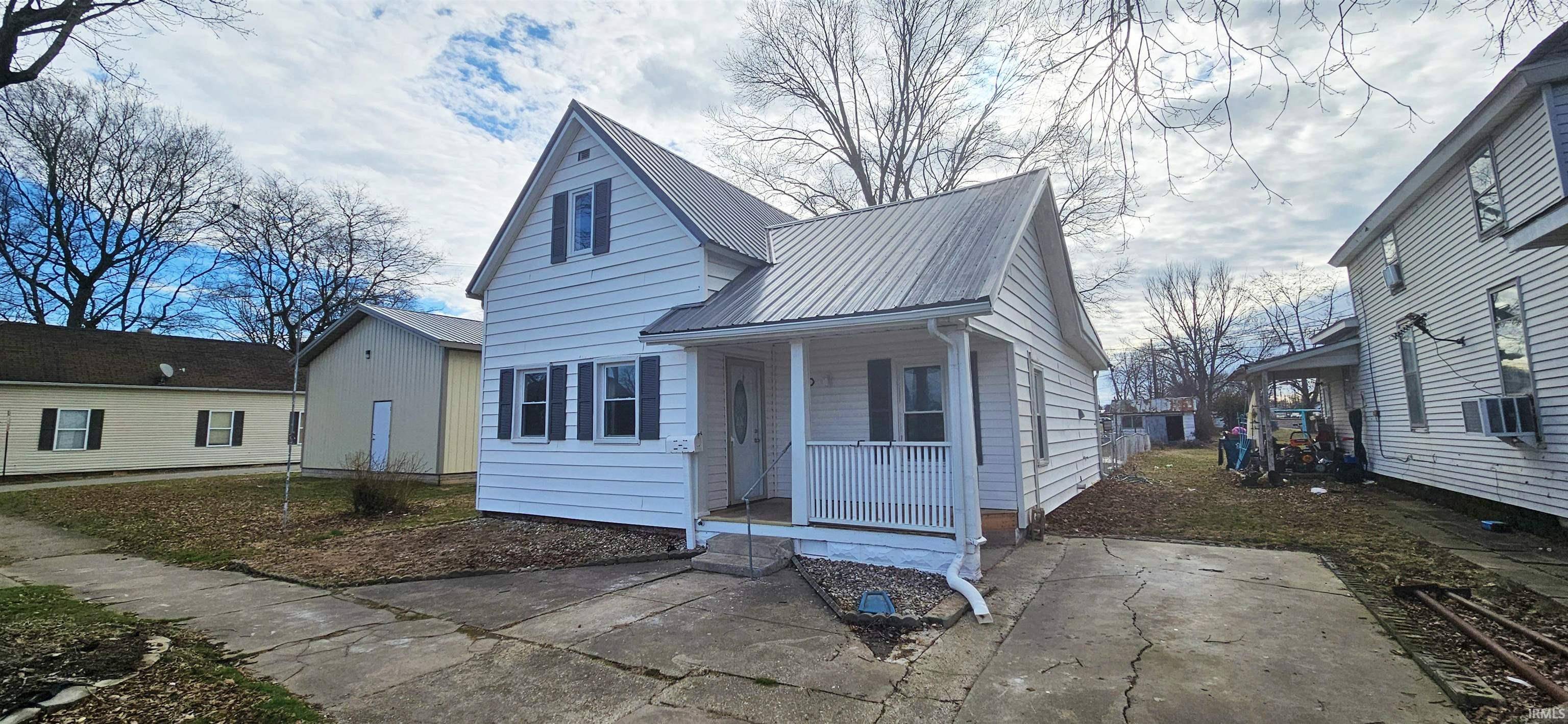 Mount Carmel, IL 62863,519 W 5th Street
