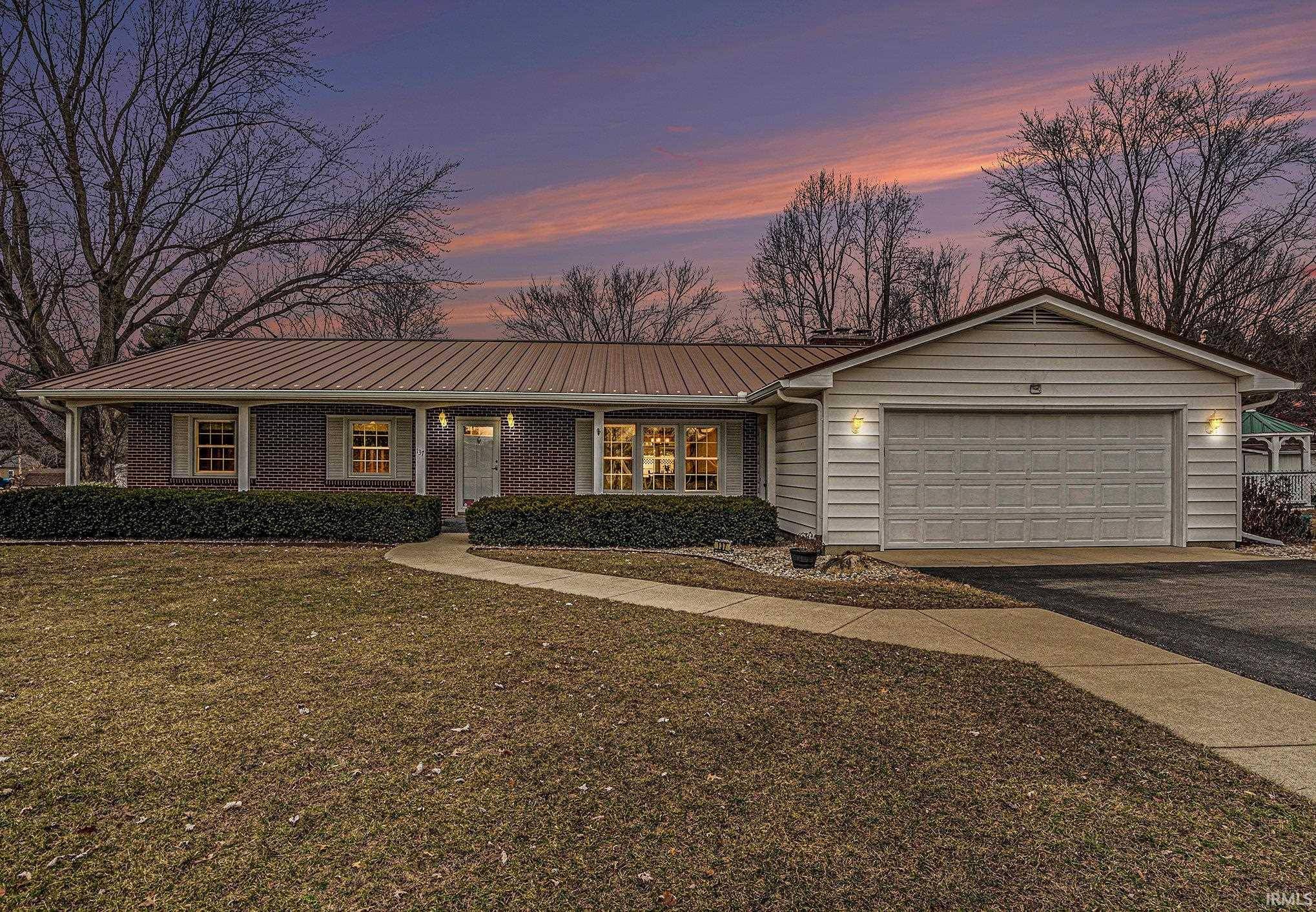Etna Green, IN 46524,137 E Pleasant Street