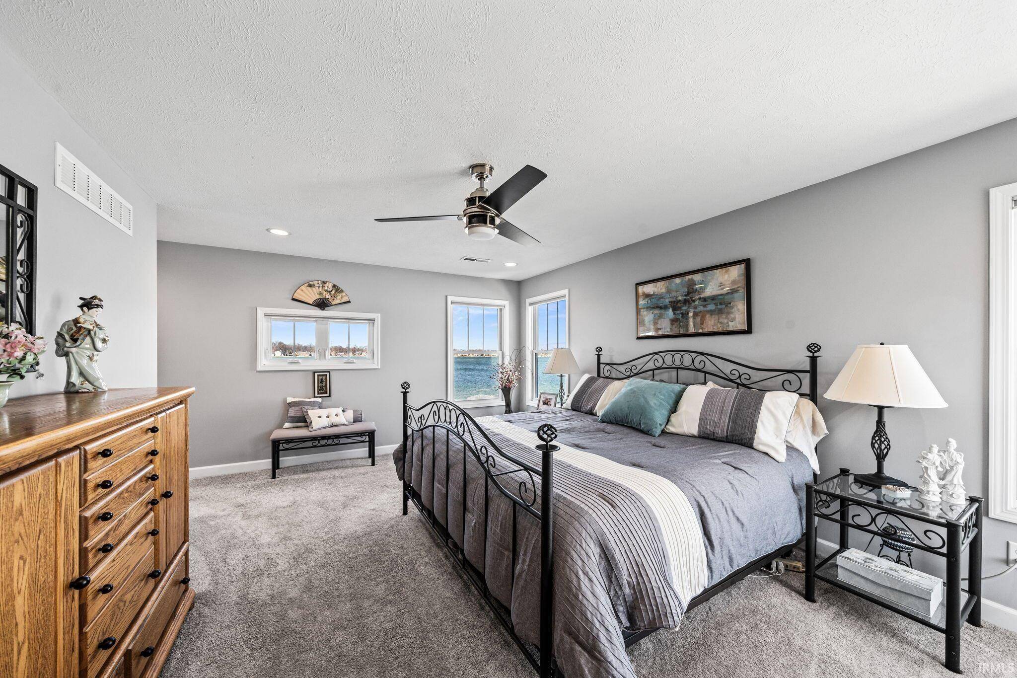 Elkhart, IN 46514-6249,25983 Lake Drive