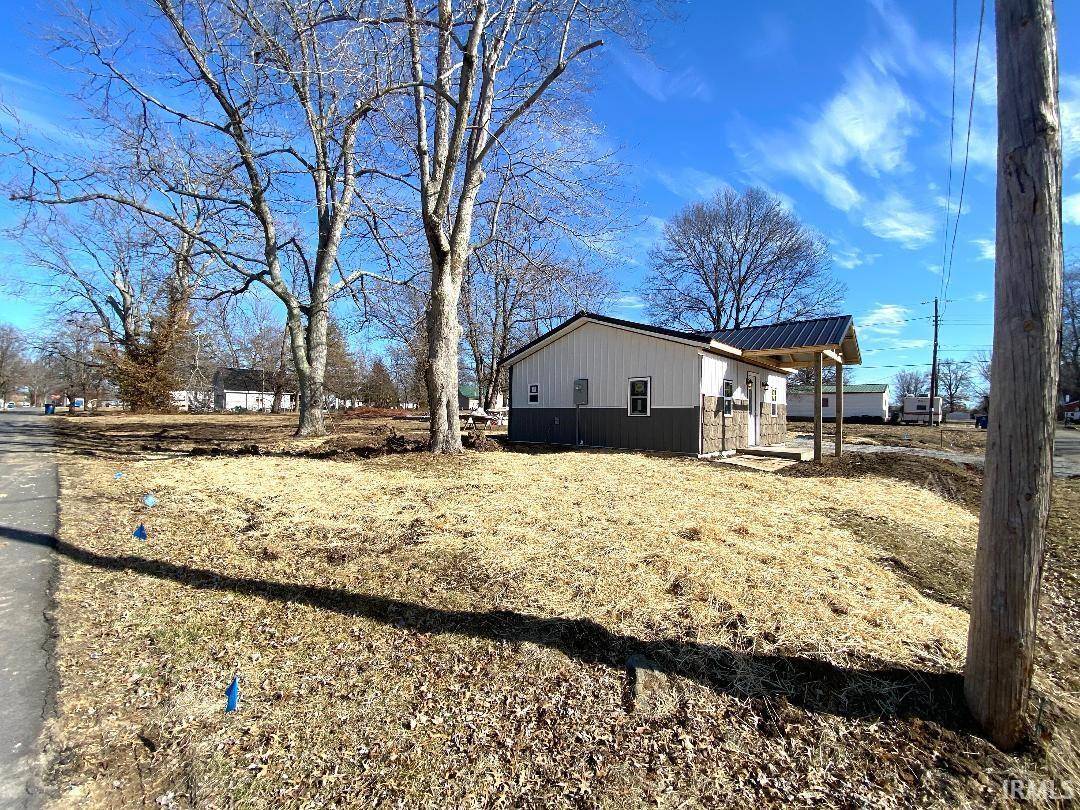 Jasonville, IN 47438,624 S Levy Street