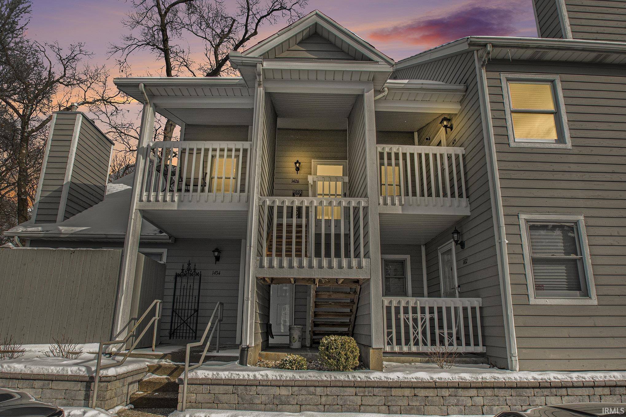 South Bend, IN 46637-5673,1426 N Oakhill Drive #J-5