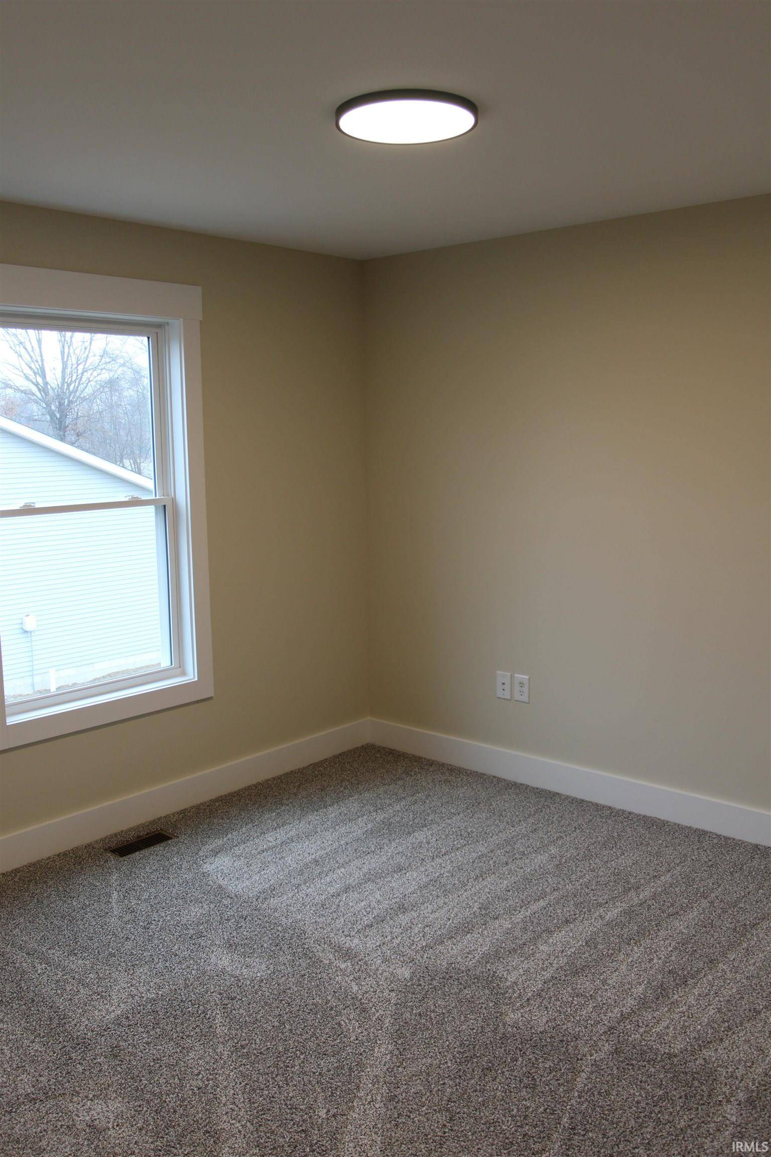 Spencer, IN 47460,533 E Dogwood Court