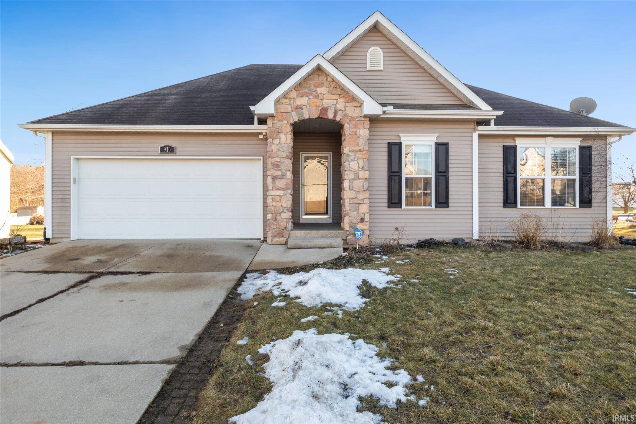 South Bend, IN 46614,916 Potter Point Drive
