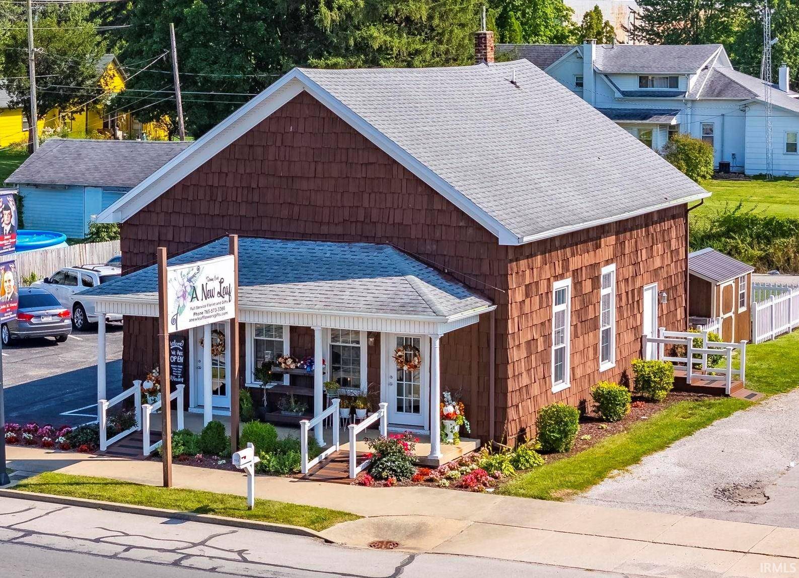 Gas City, IN 46933,313 W Main Street