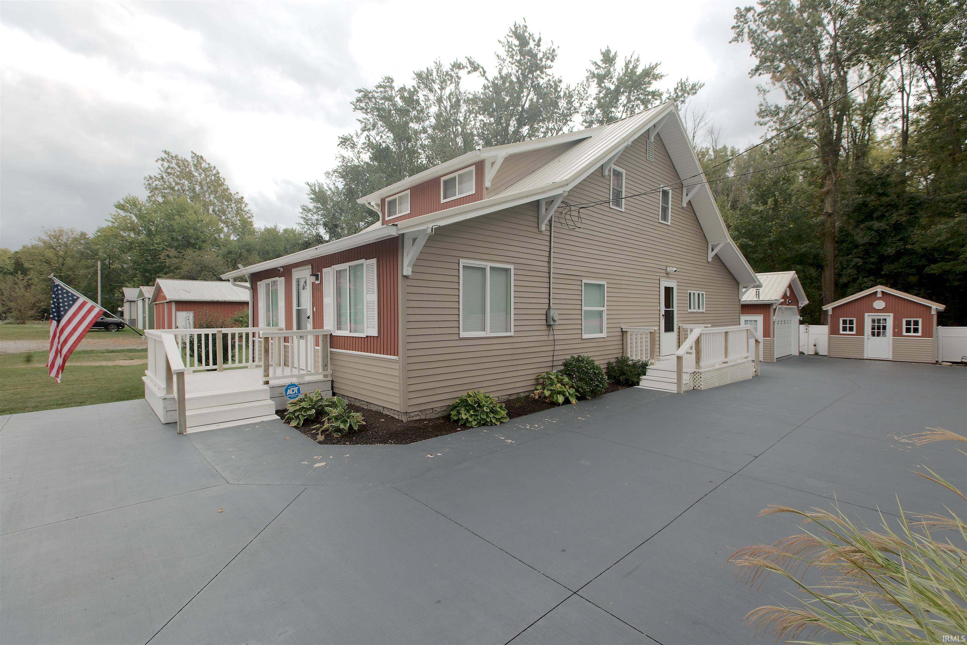 Syracuse, IN 46567-7541,8629 E Hatchery Road