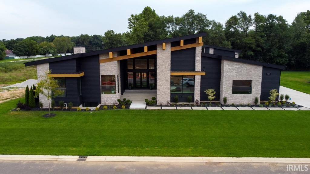 Granger, IN 46530-1459,11511 Greyson Alan Drive