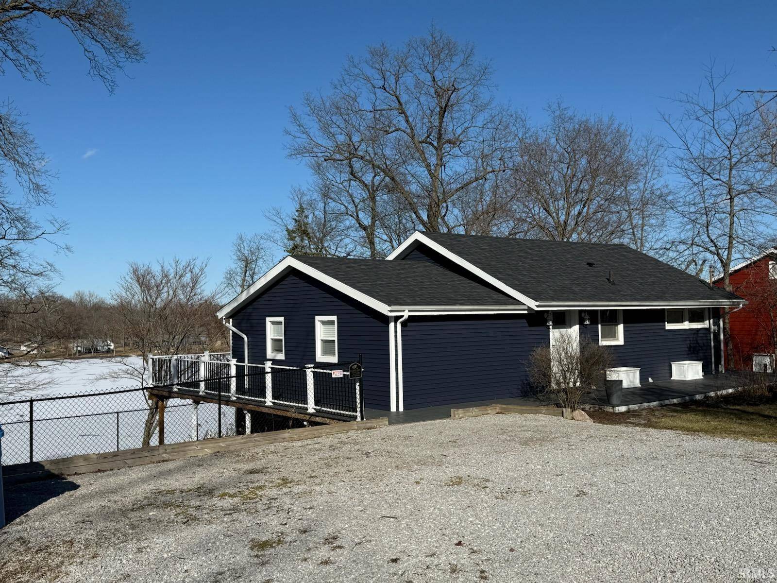 Columbia City, IN 46725,2143 E Crampton Road
