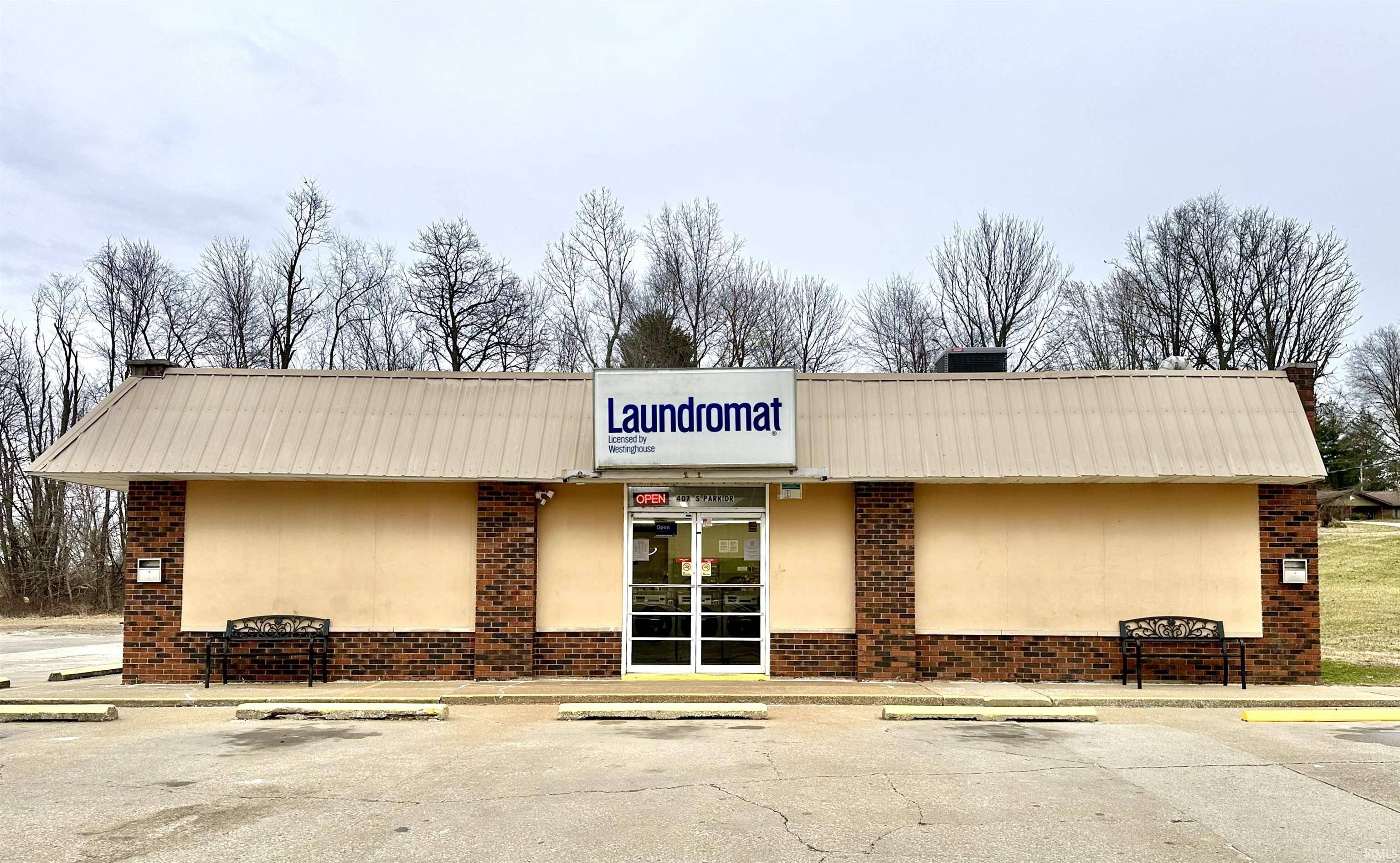 Huntingburg, IN 47542,407 S Park Drive