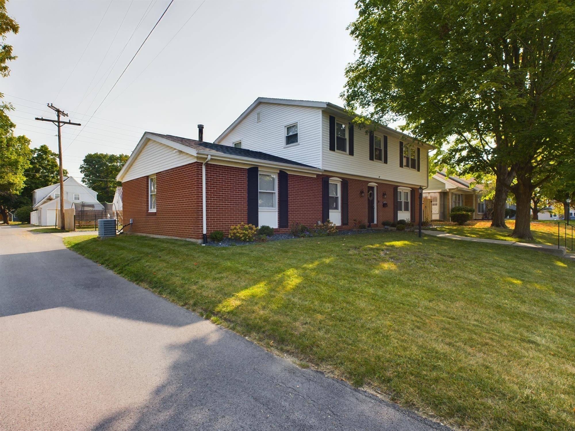 Huntington, IN 46750,1175 Oak Street