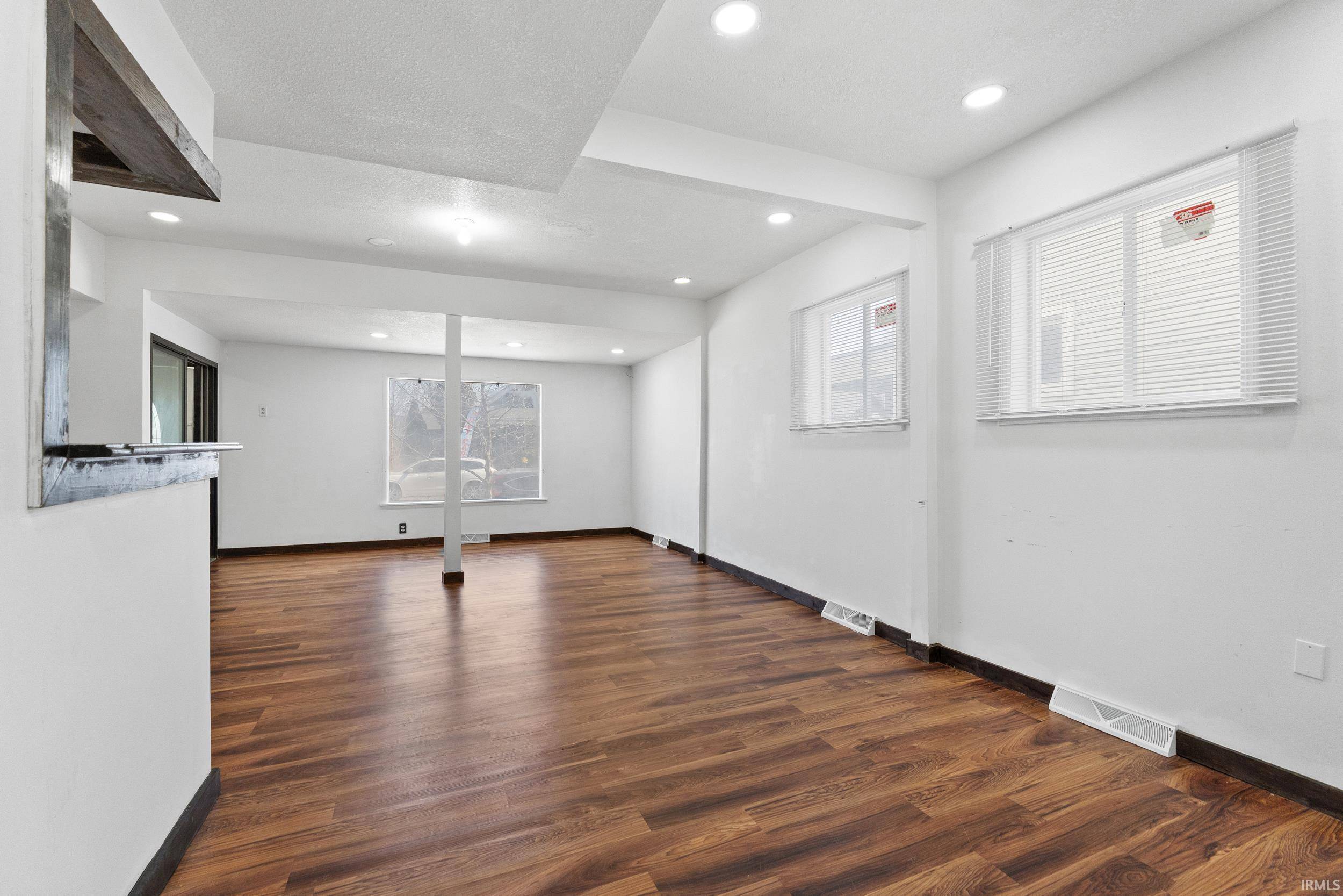 Fort Wayne, IN 46807-1902,3132 S Calhoun Street