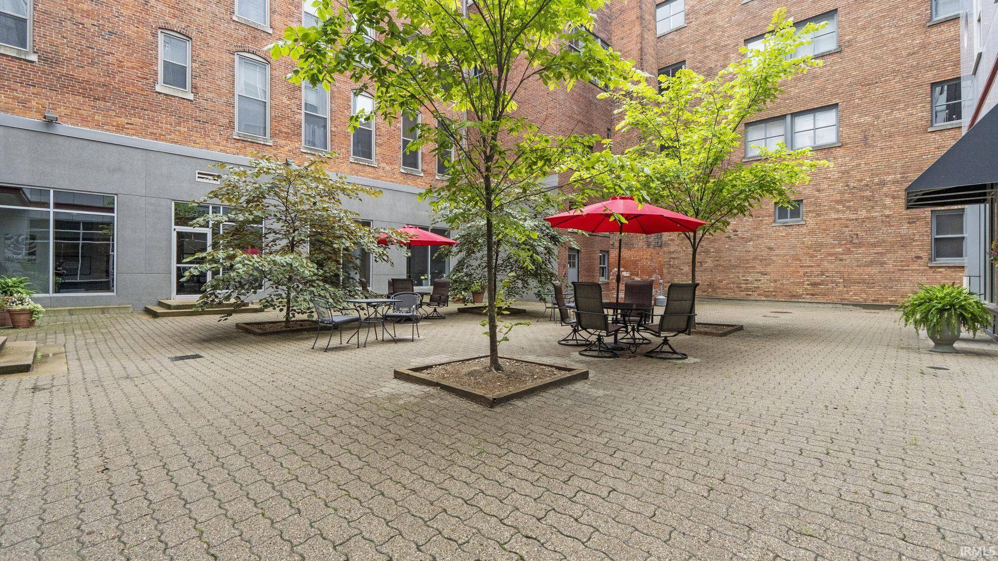 Fort Wayne, IN 46802,112 W Washington Boulevard #433