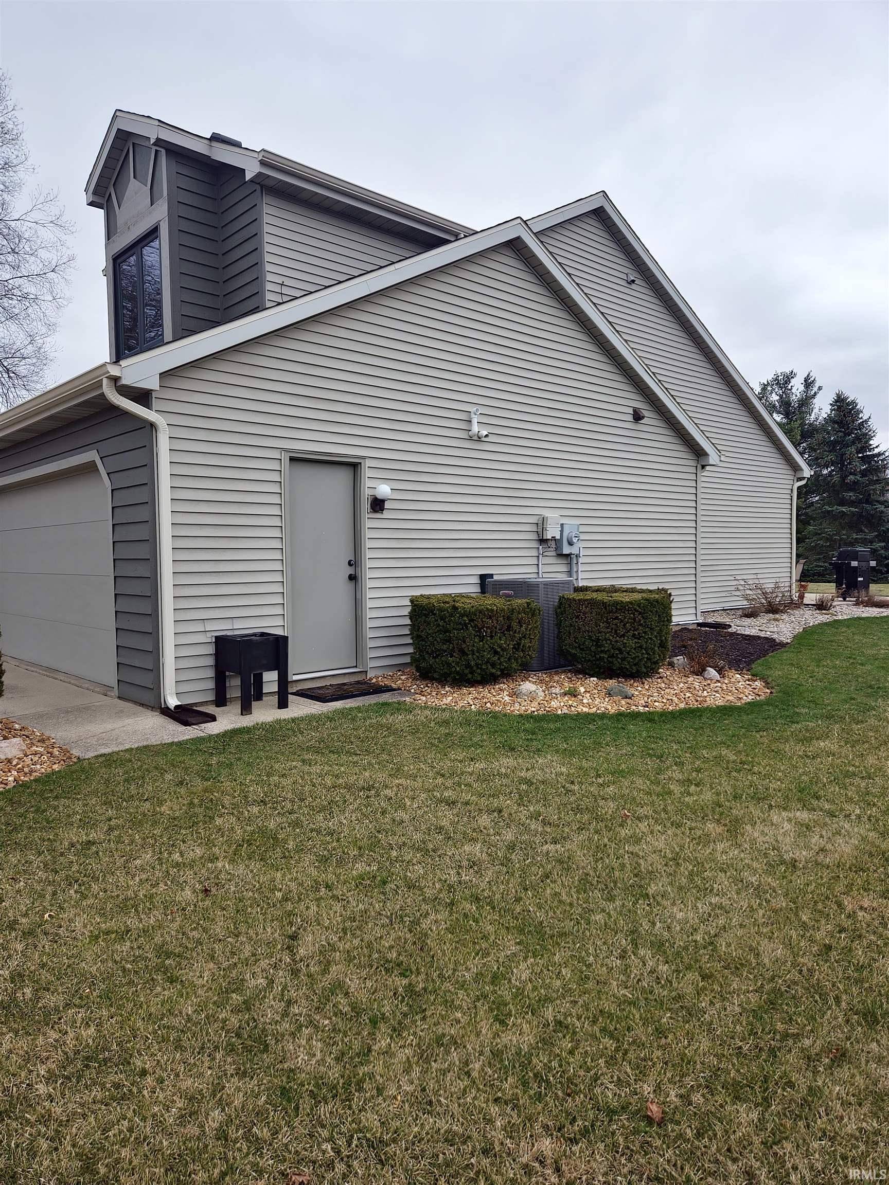 New Haven, IN 46774,4027 Willow Bay Drive