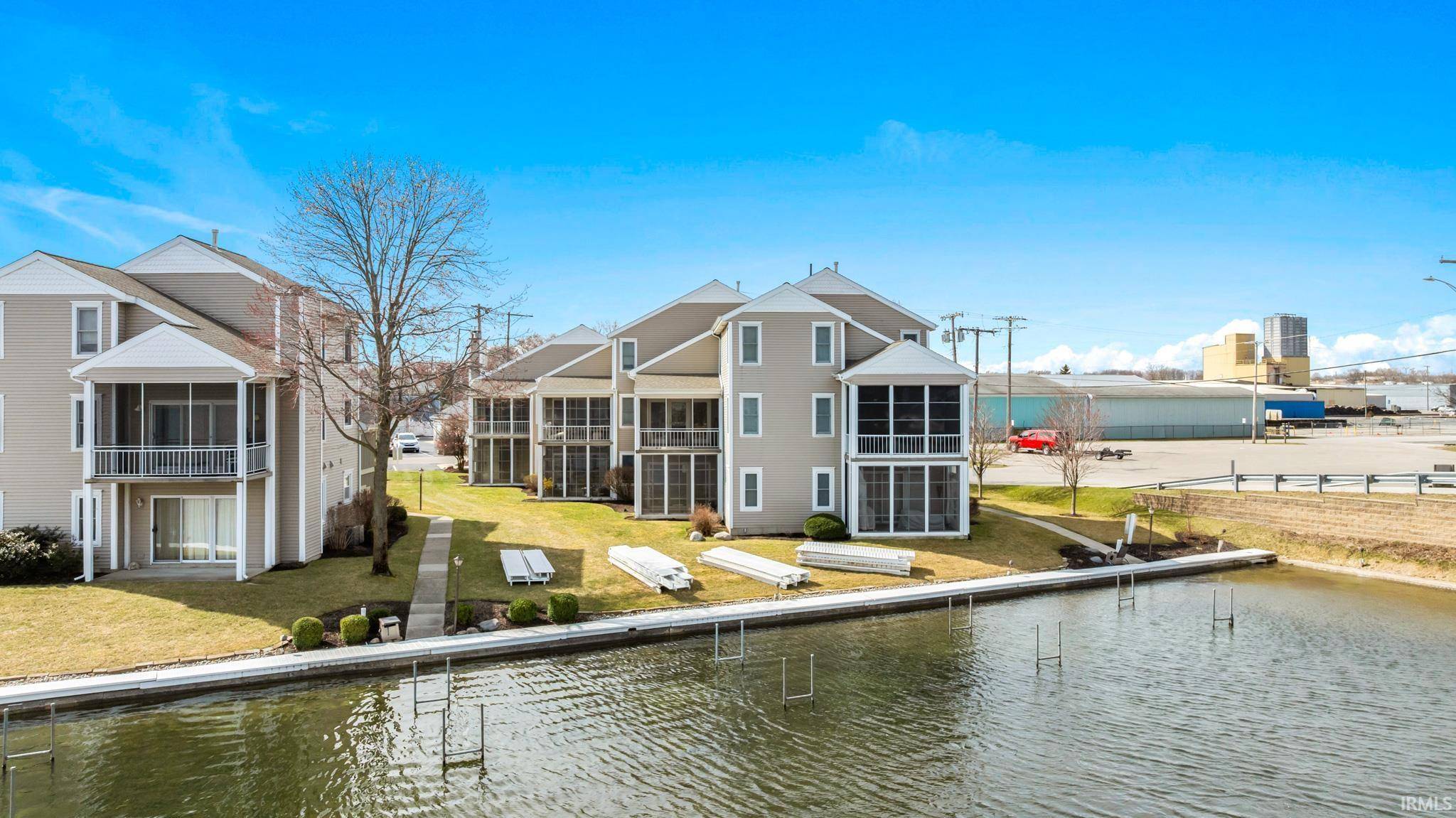Syracuse, IN 46567-1646,300 E Medusa Street #5D