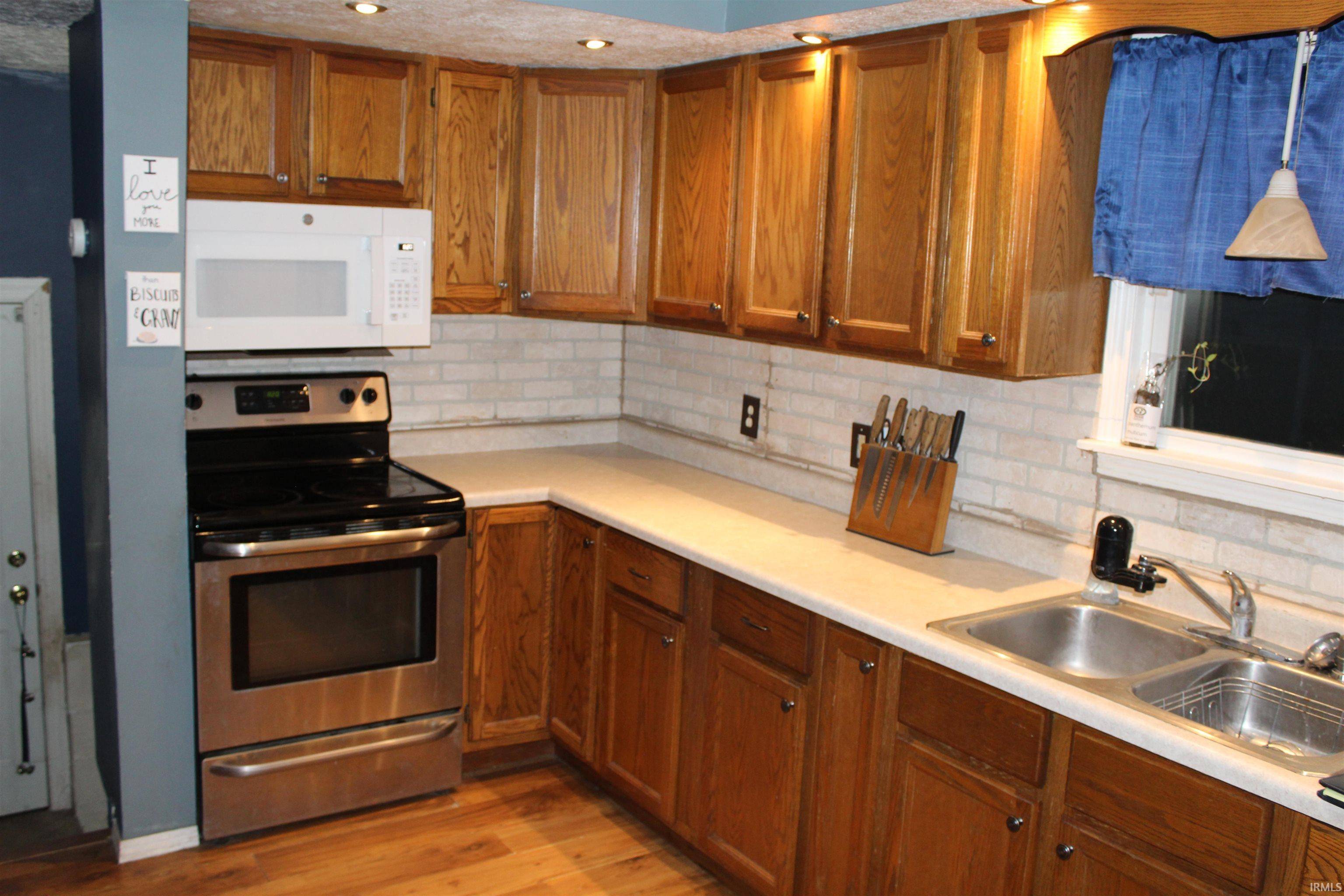 South Bend, IN 46615,618 34th Street