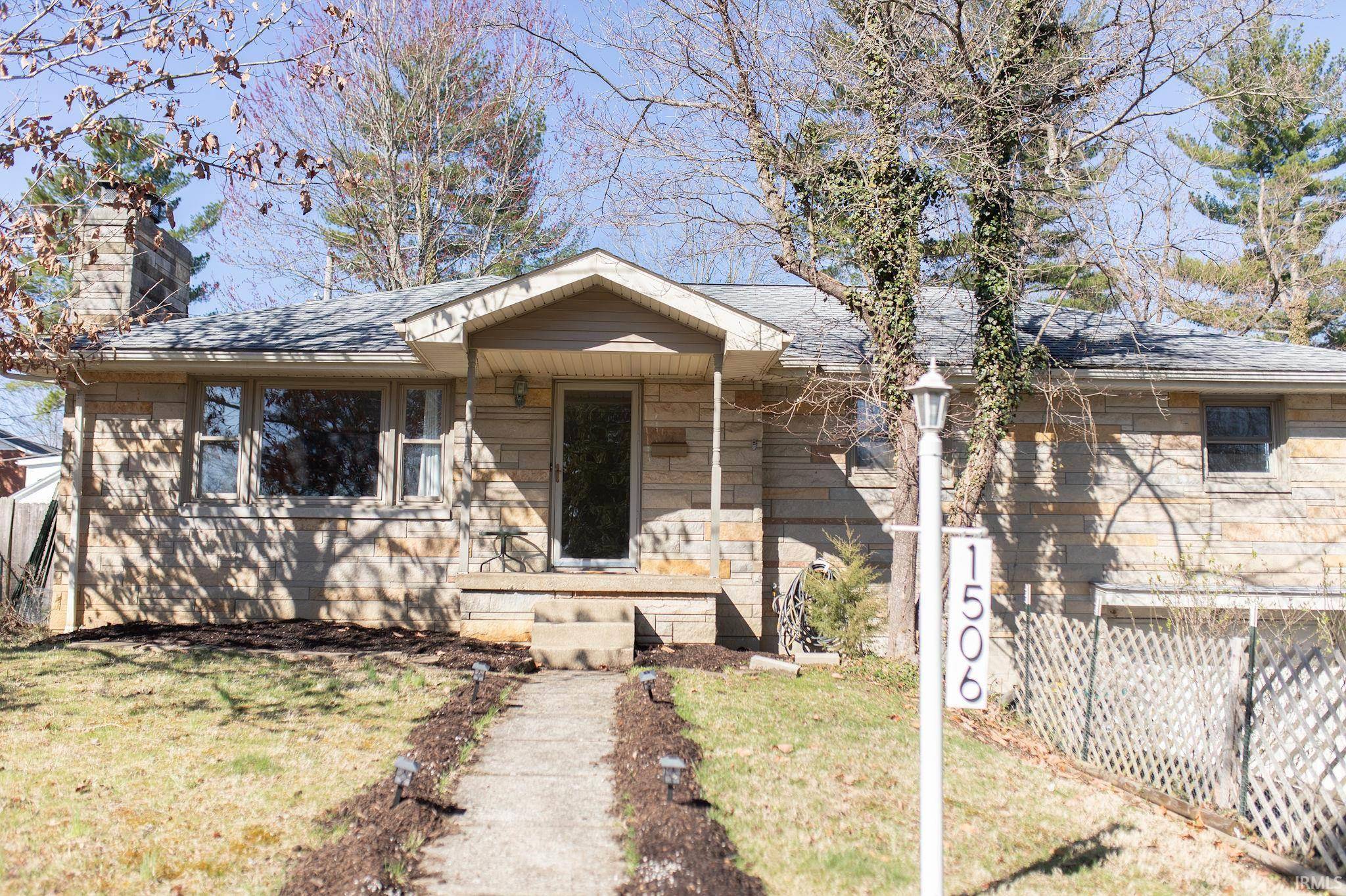 Bloomington, IN 47401,1506 S Nancy Street