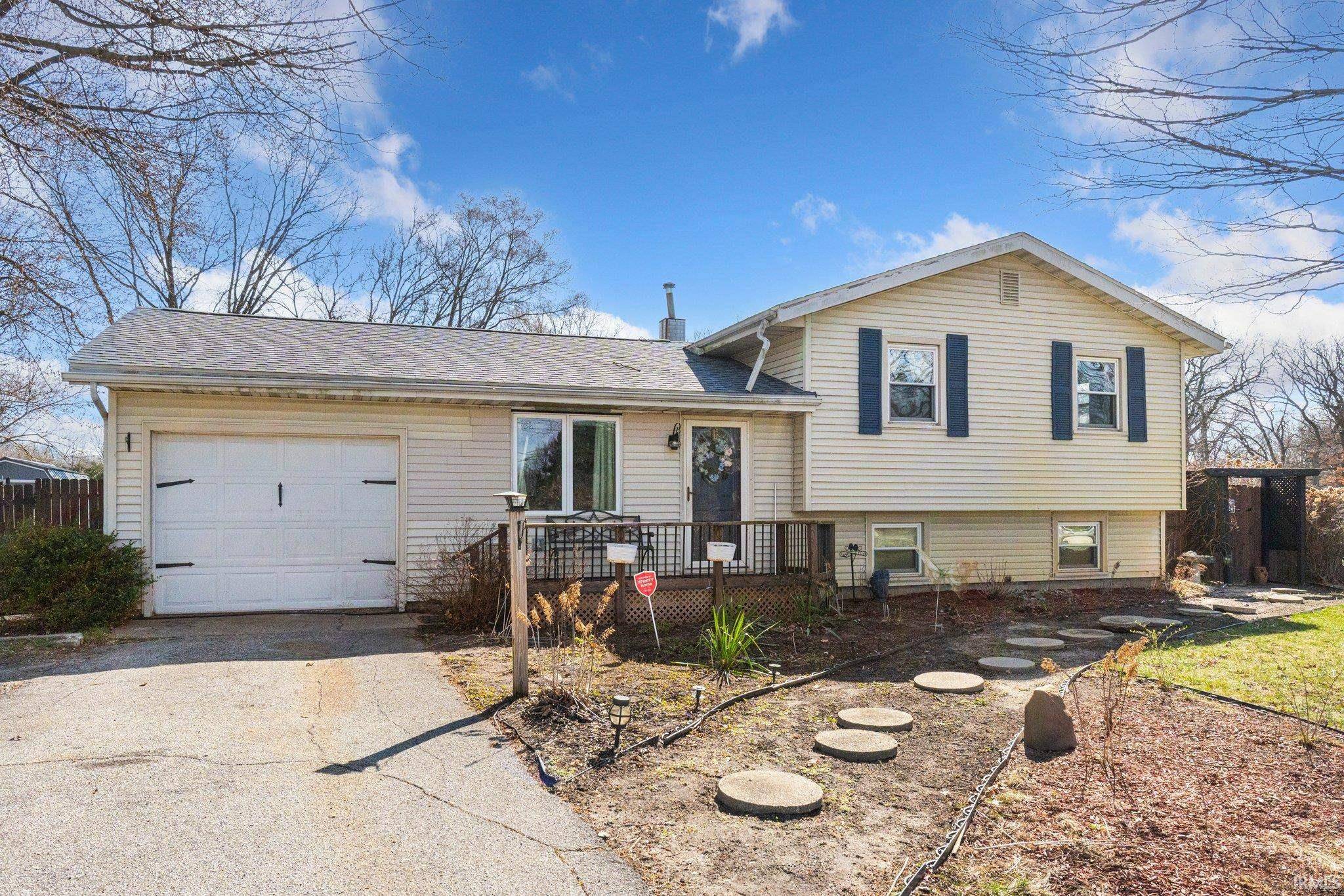 Mishawaka, IN 46545,54460 Bittersweet Road