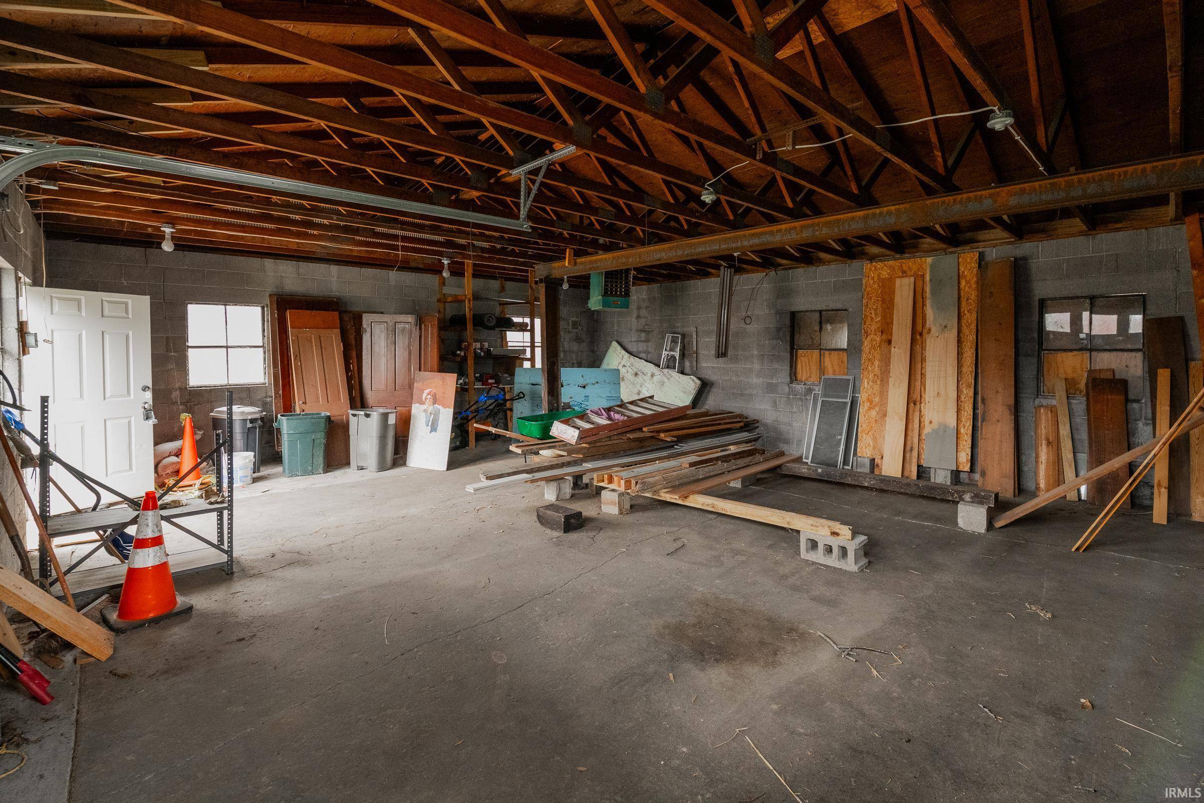Bloomington, IN 47403,918 W Howe Street