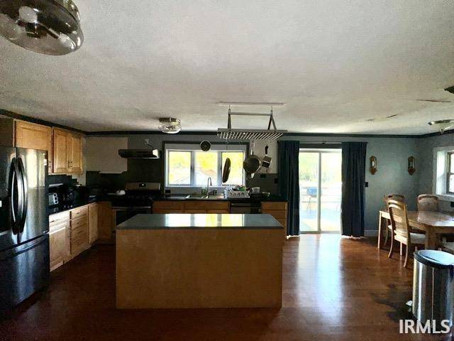 Goshen, IN 46528,18411 County Road 22