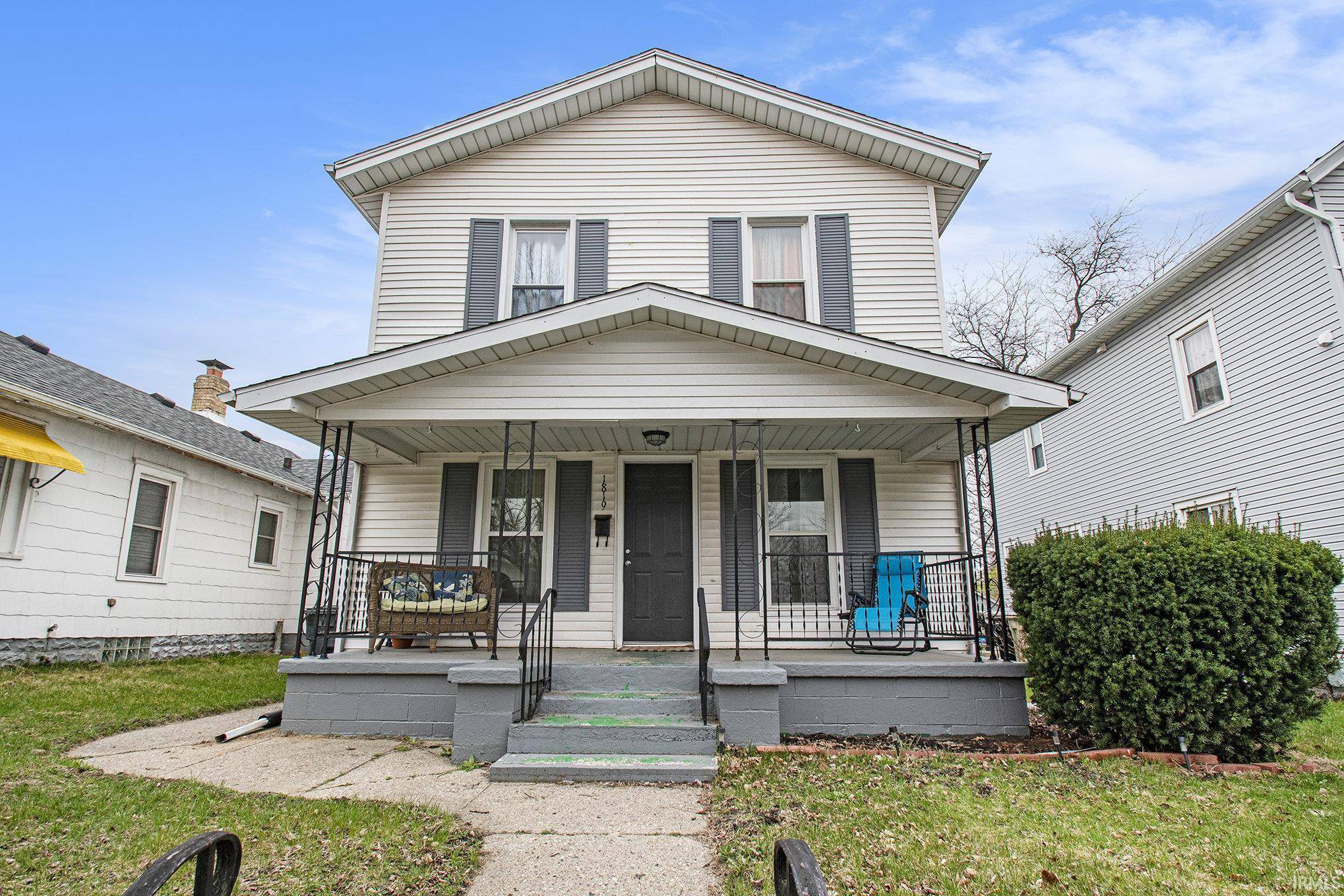 South Bend, IN 46613-1424,1819 Magnolia Street