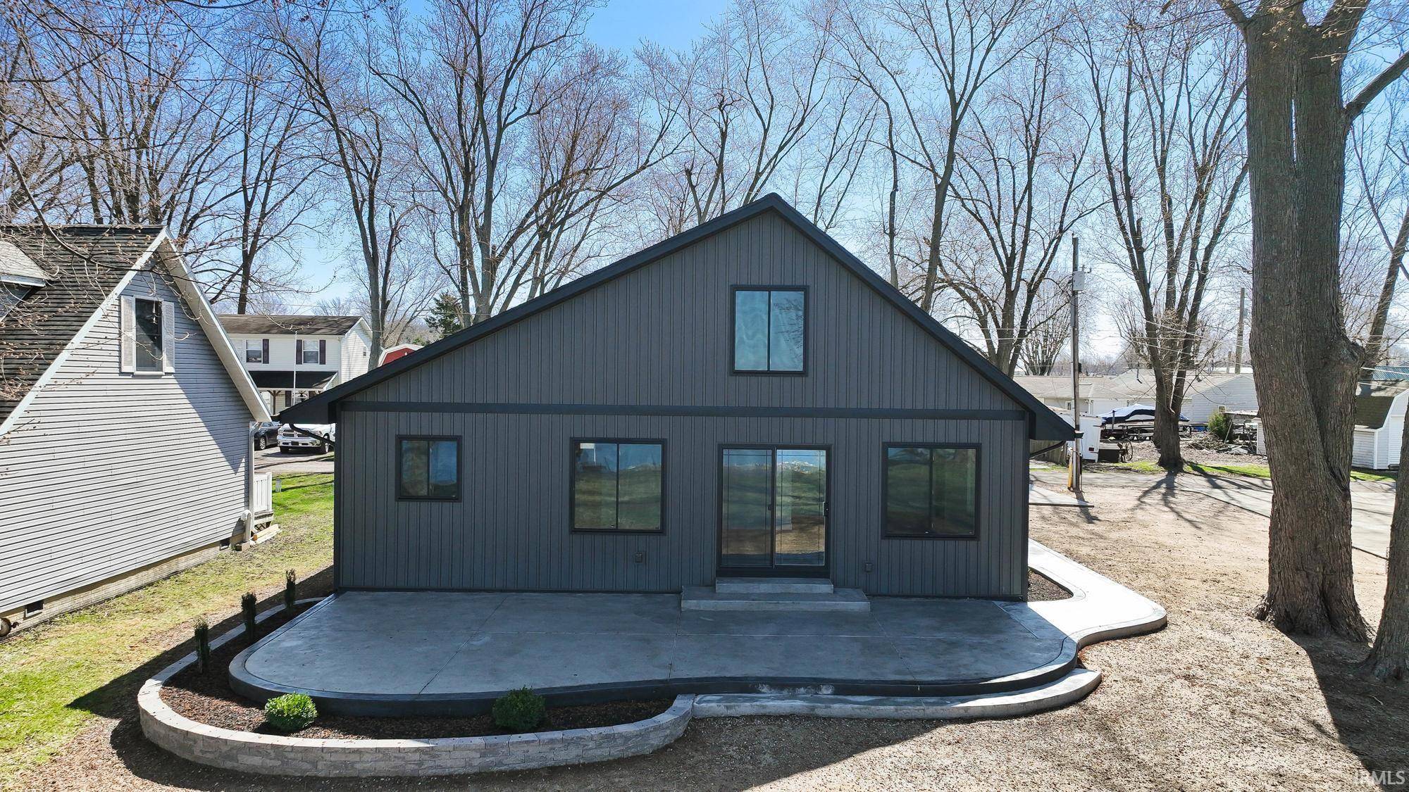 Wolcottville, IN 46795,6540 S 070 E