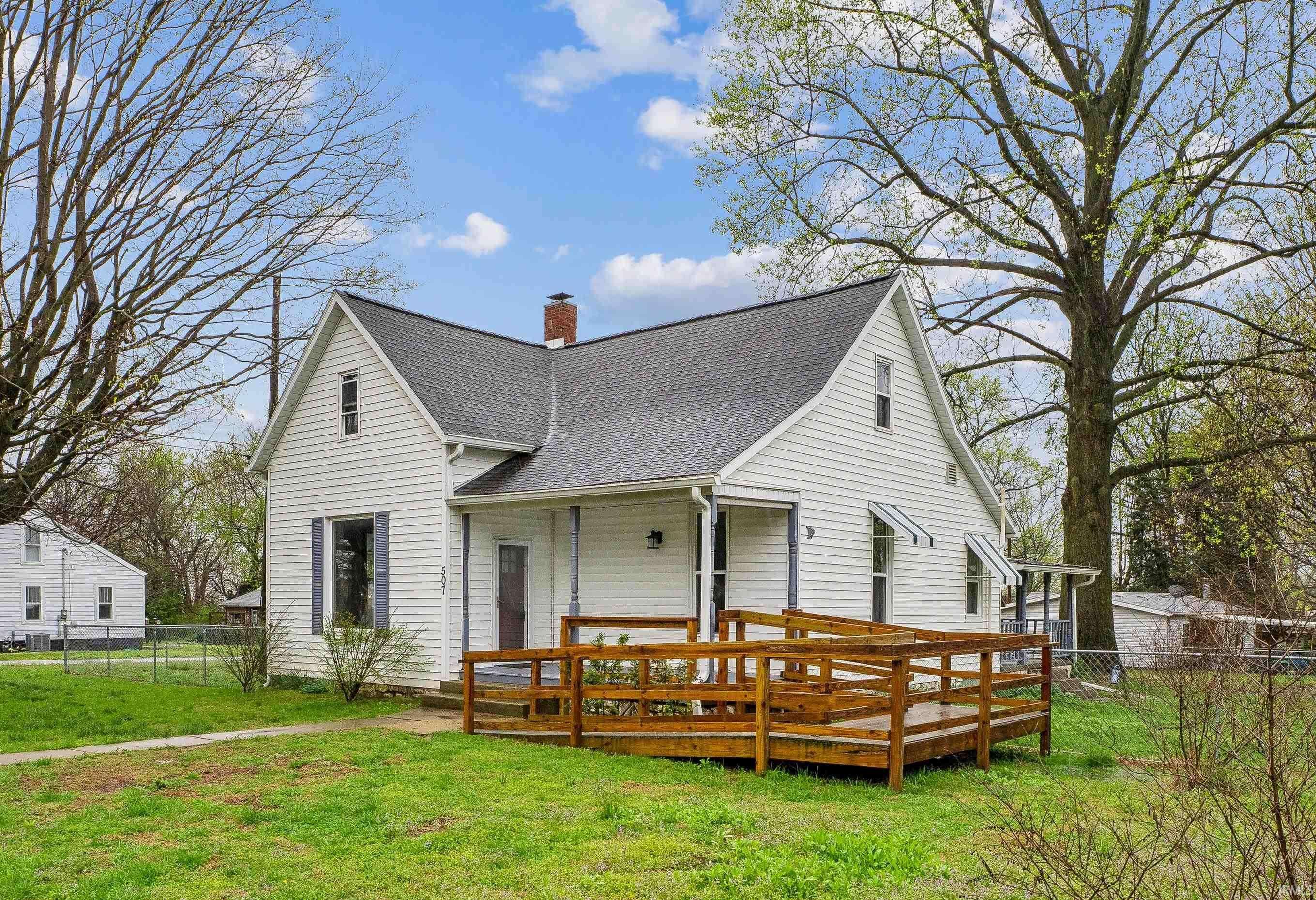 Owensville, IN 47665,507 E Clark Street