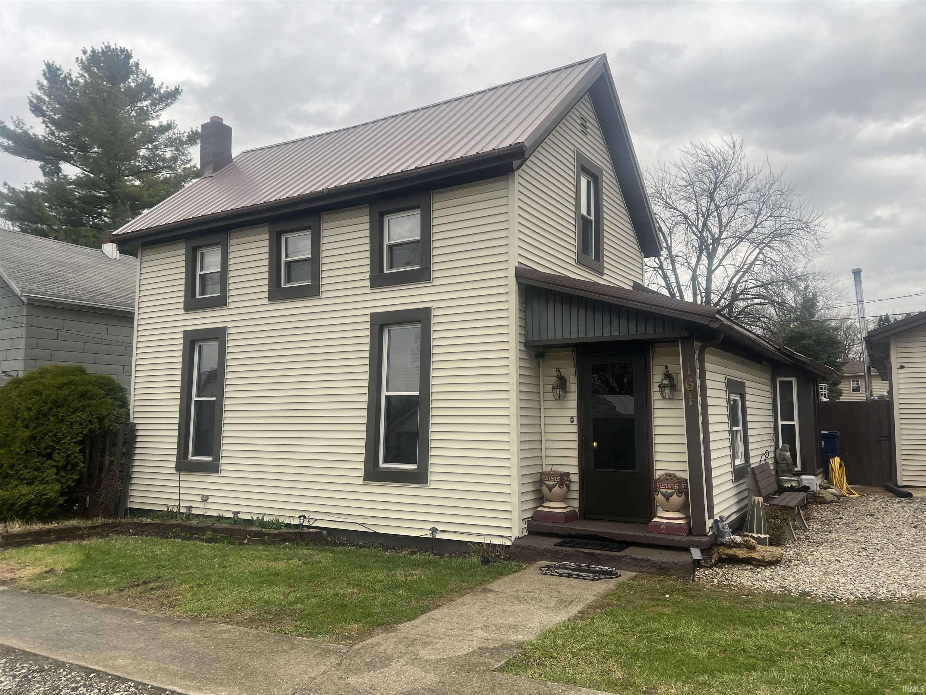Andrews, IN 46702,161 S JACKSON Street