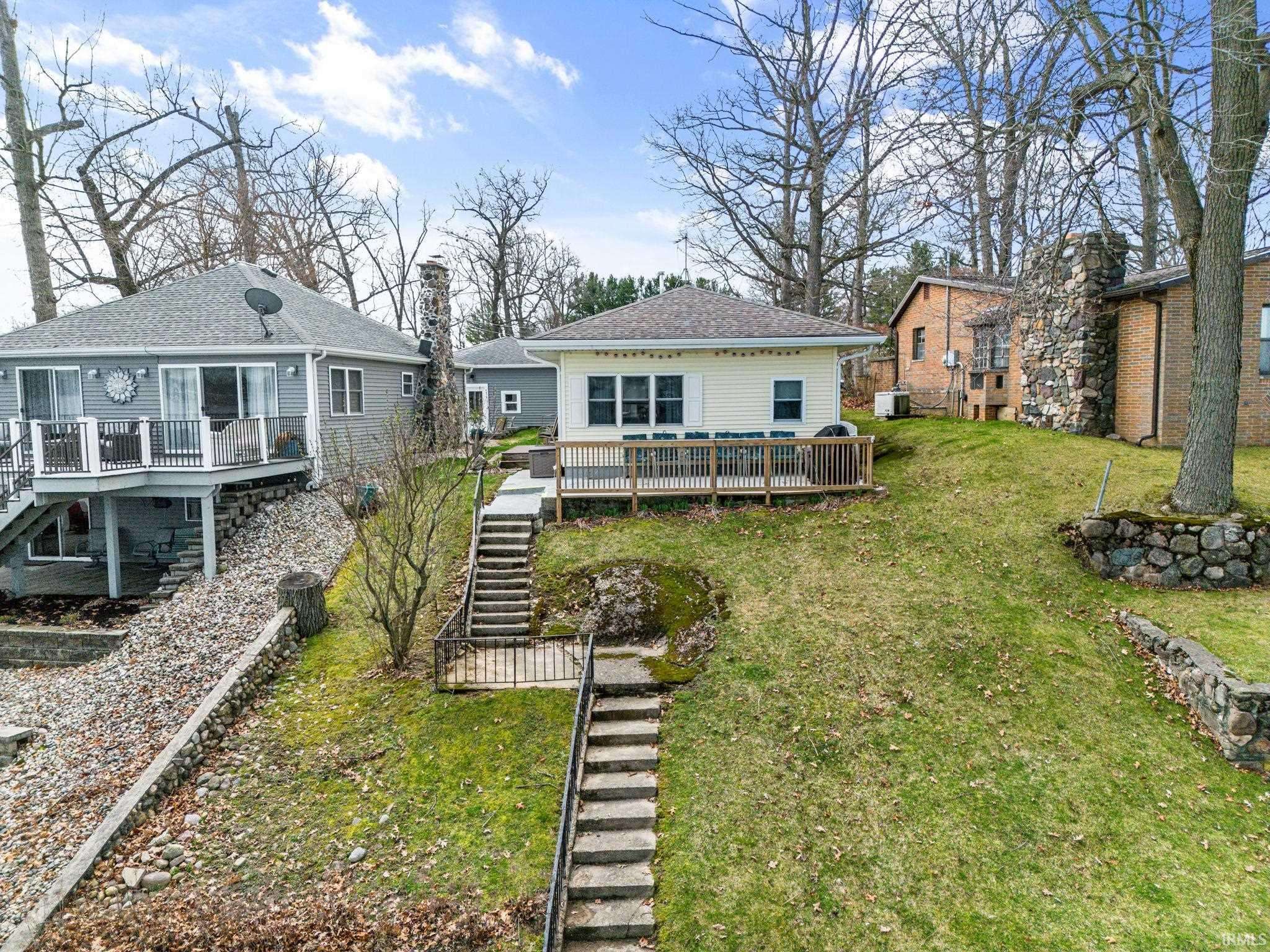 Wolcottville, IN 46795-9735,9045 E 480 S