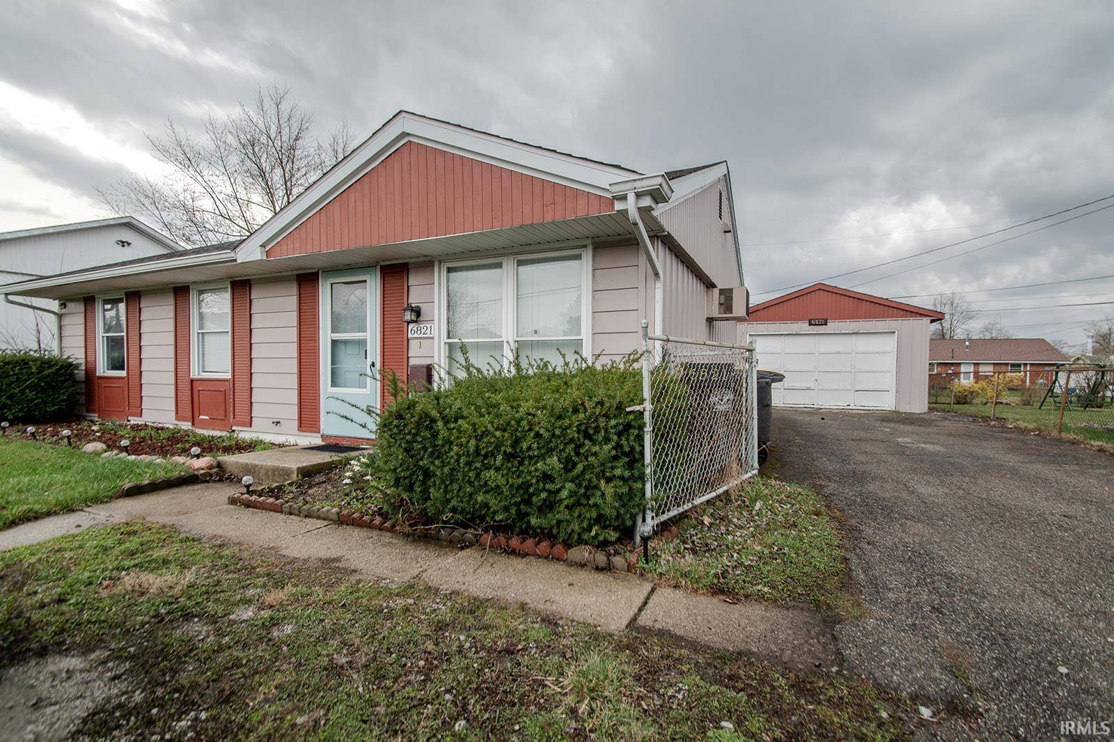 Fort Wayne, IN 46825,6821 Red Haw Drive
