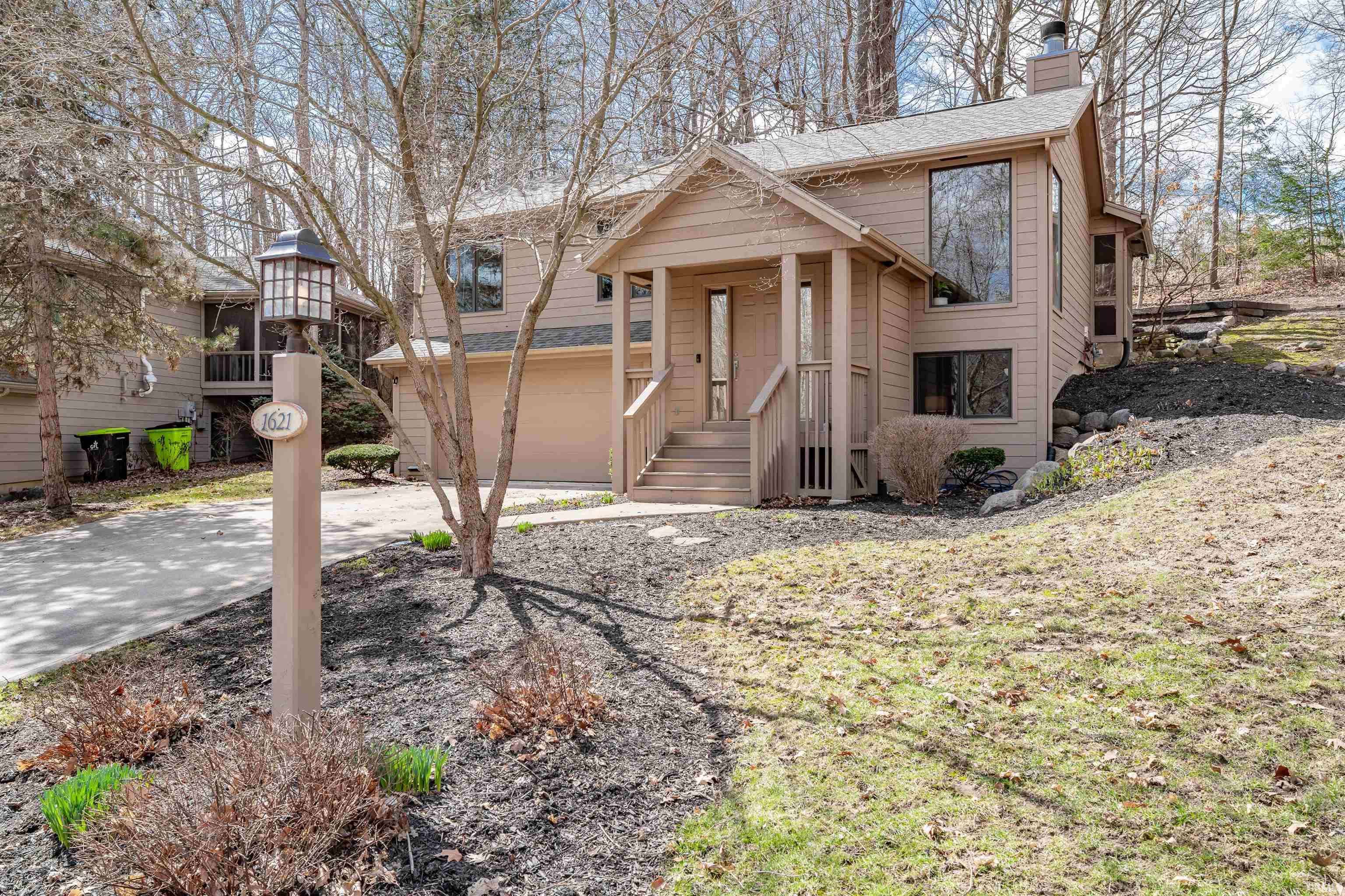 Huntington, IN 46750,1621 N Little River Court