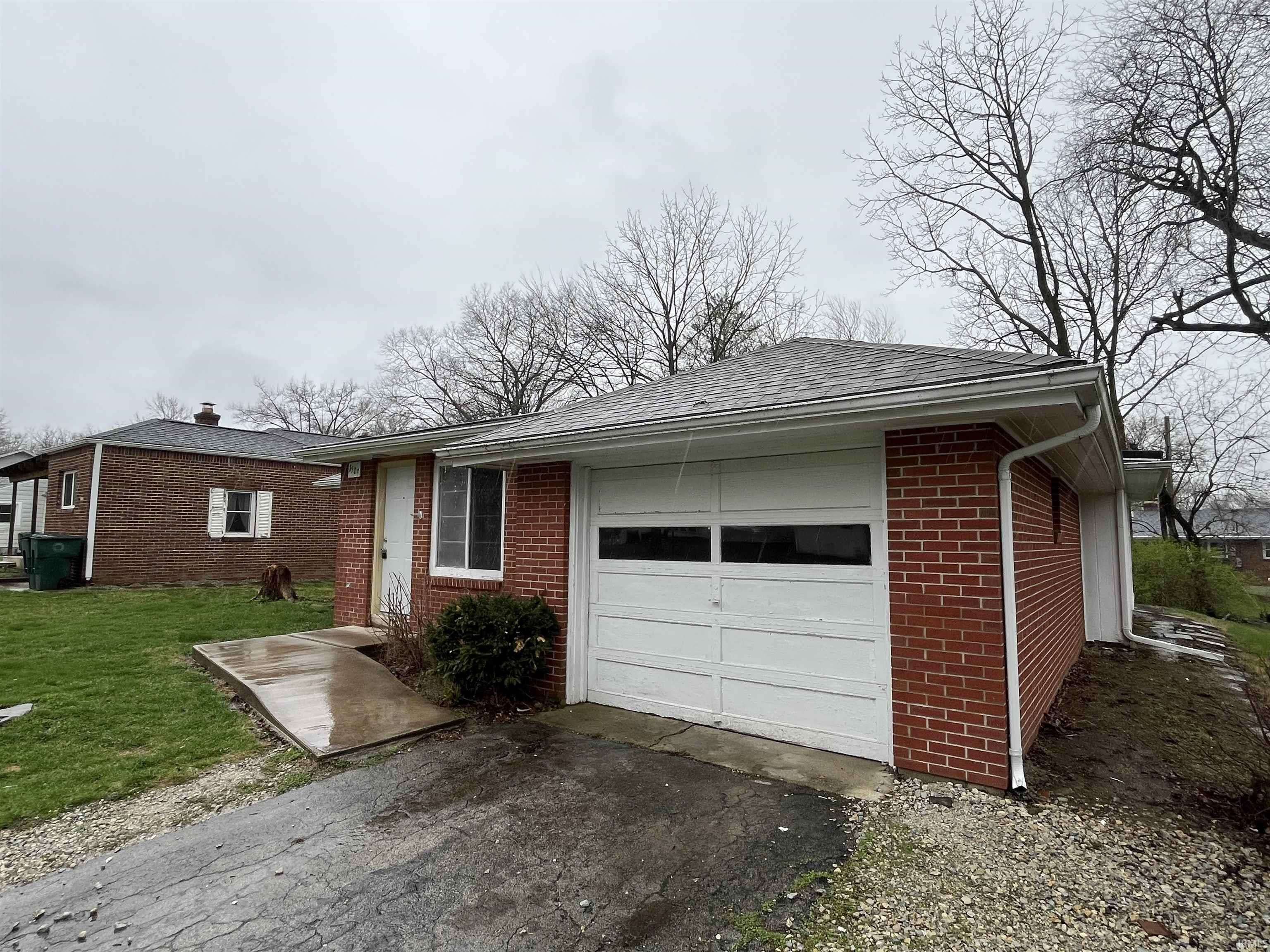 Muncie, IN 47304-3075,1509 N Mann Avenue
