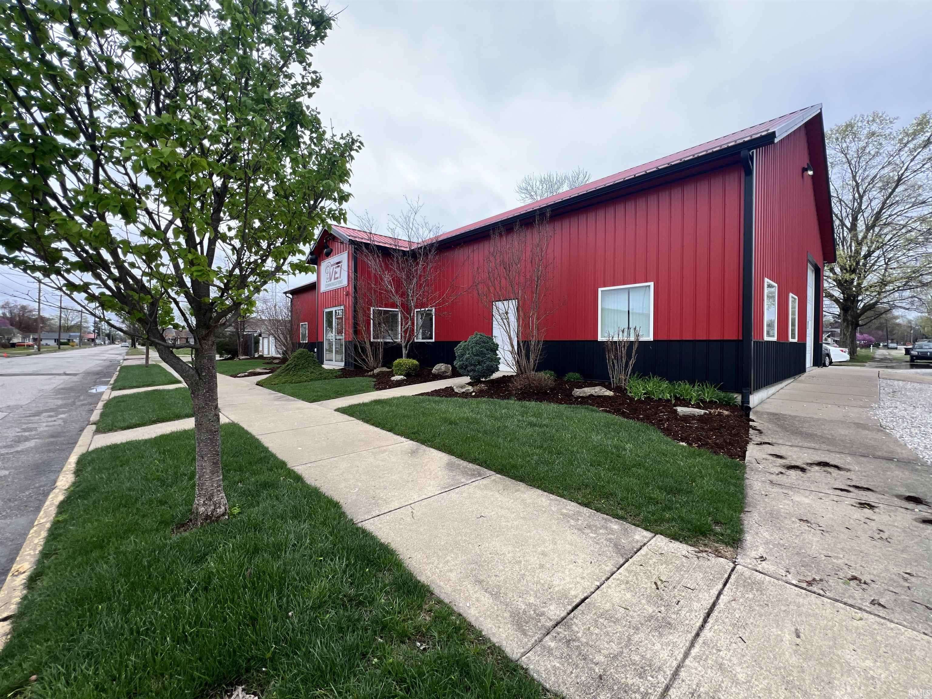Vincennes, IN 47591,710 S 13th Street