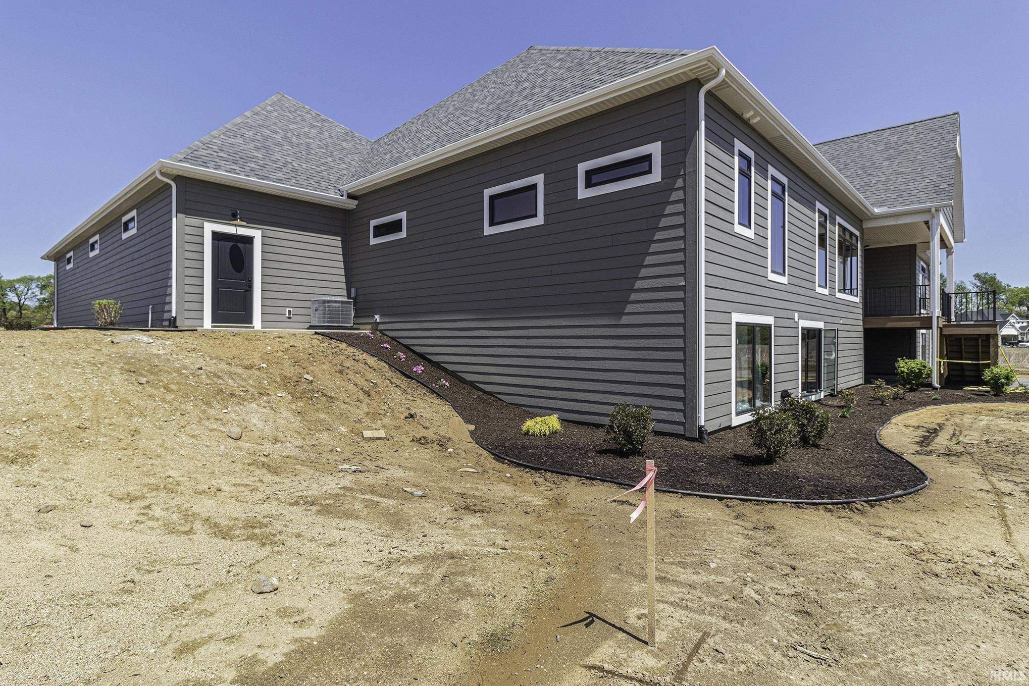 Granger, IN 46530-1465,15074 Woodford Trail