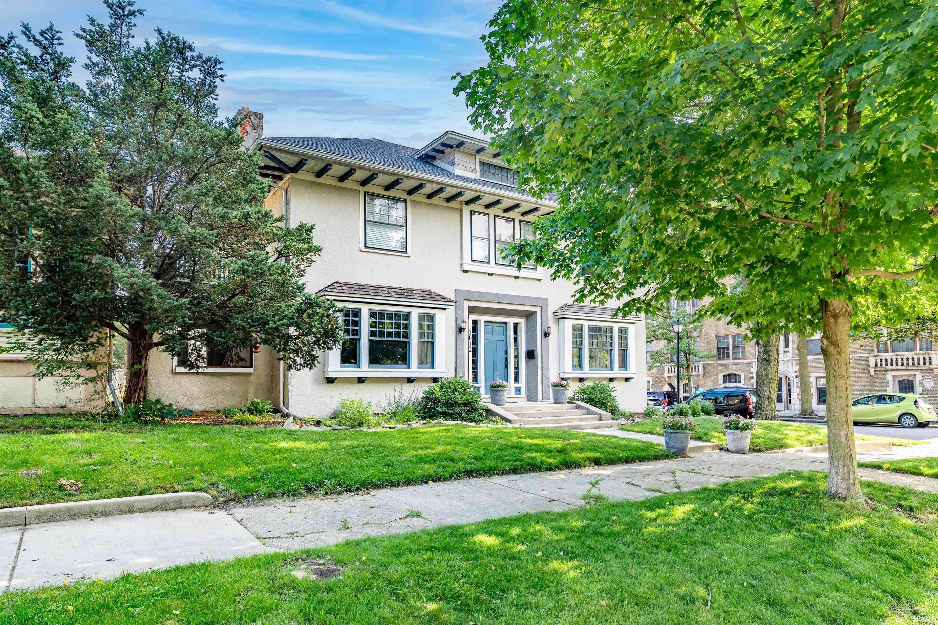 Fort Wayne, IN 46802,1012 W Berry Street