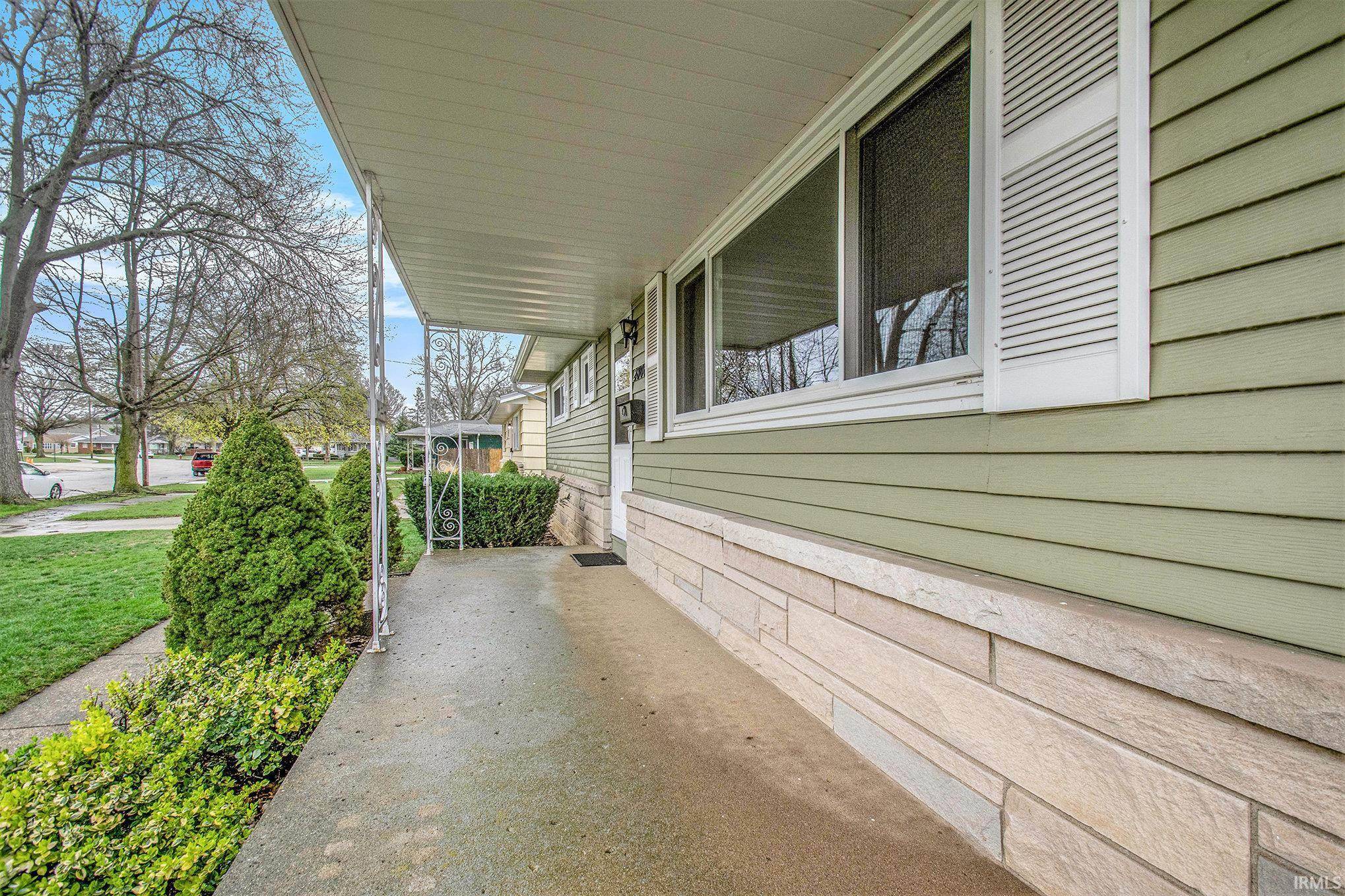 South Bend, IN 46615,2806 Eisenhower Avenue