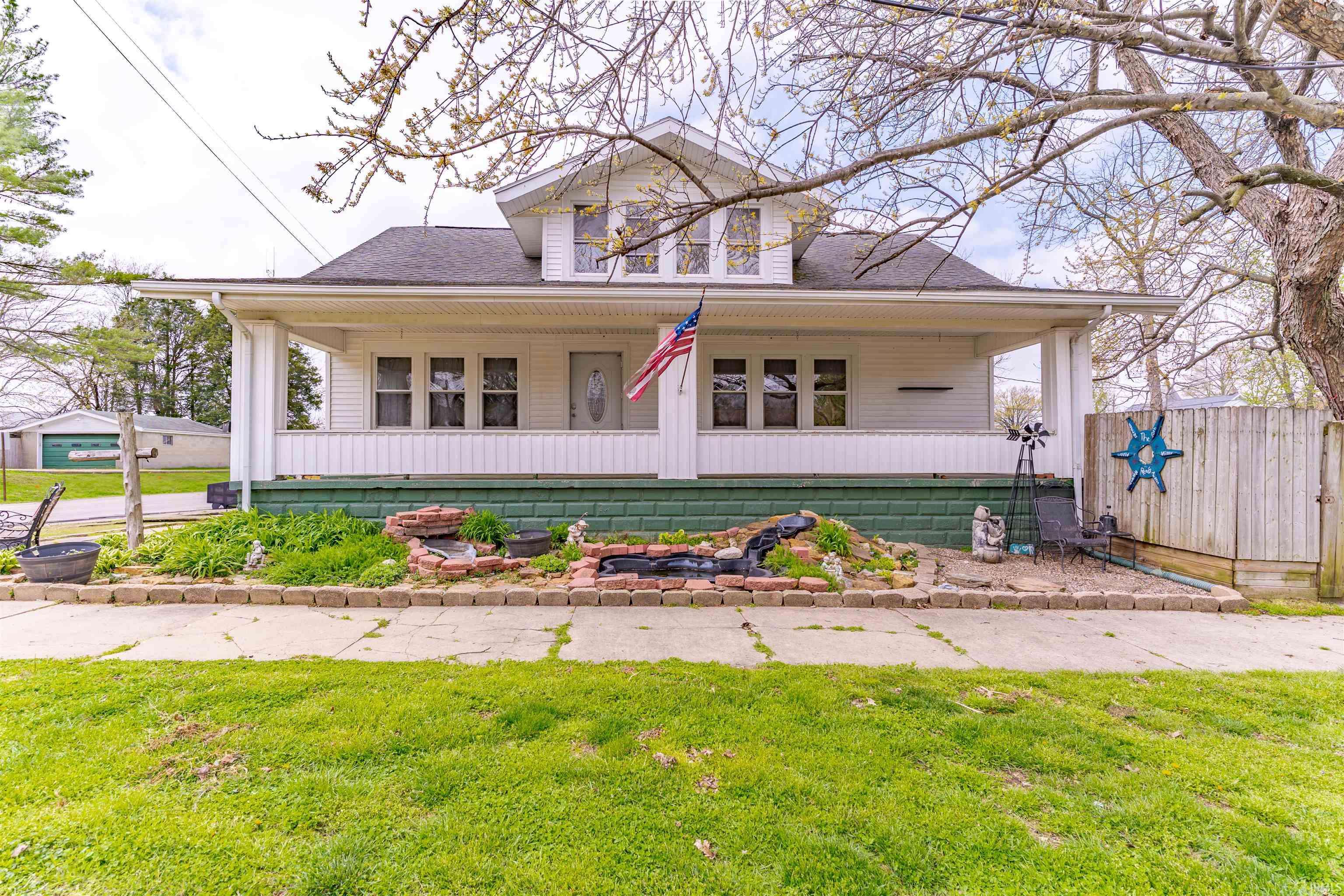 Princeton, IN 47670,403 N GIBSON Street