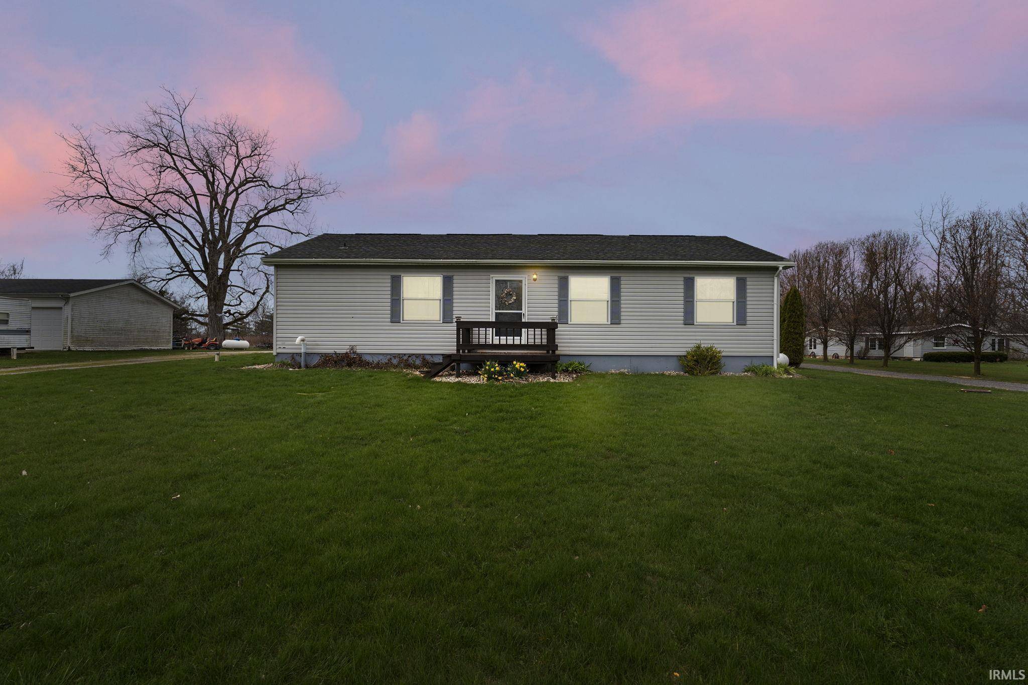 Columbia City, IN 46725,5131 N Old State Road 102