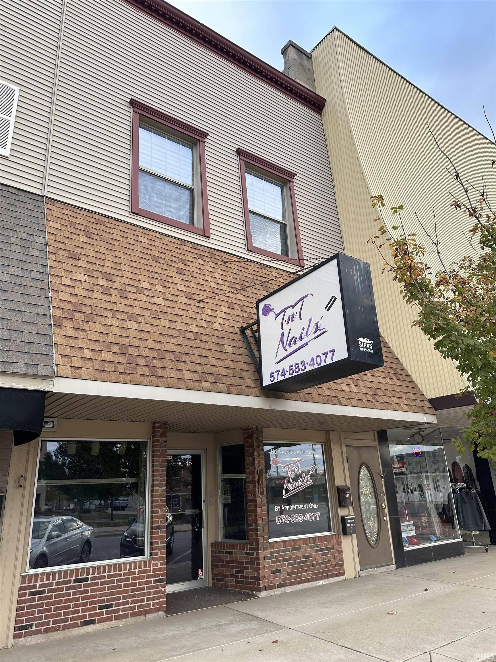 Monticello, IN 47960,107 N Main Street
