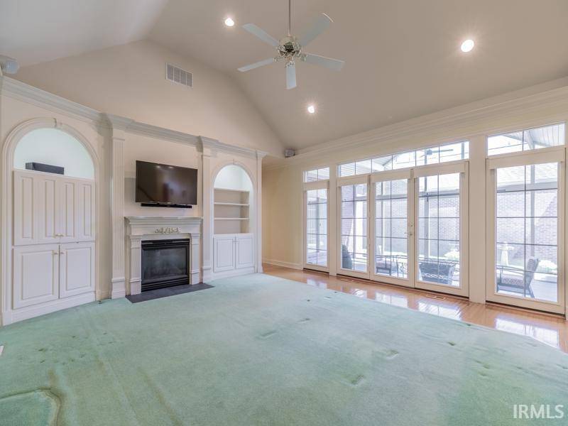 Newburgh, IN 47630,10386 Regent Court