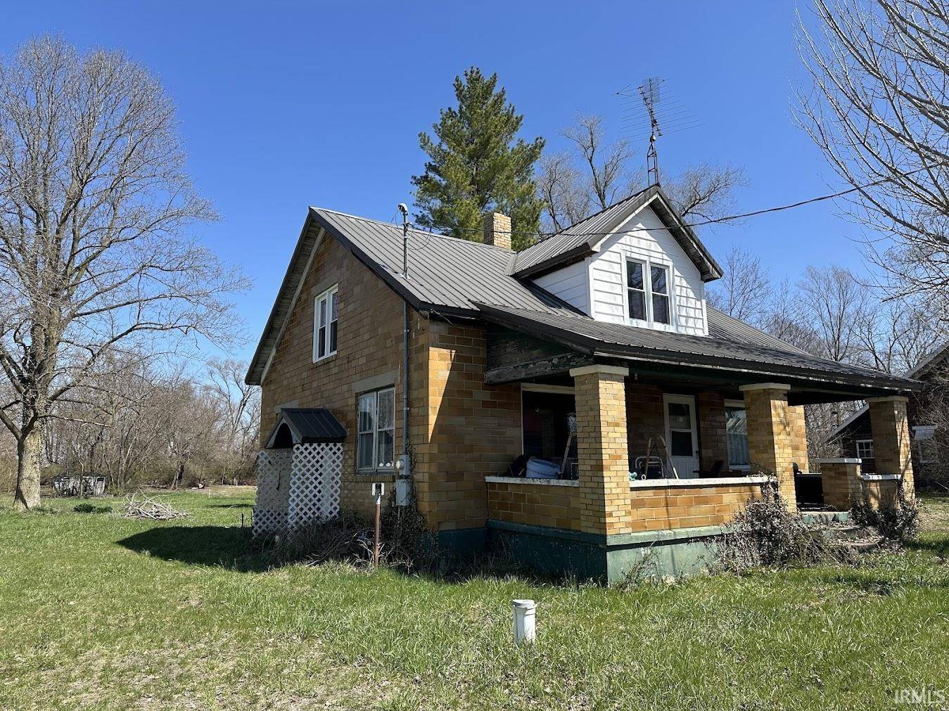 Kewanna, IN 46939,7276 S State Road 17