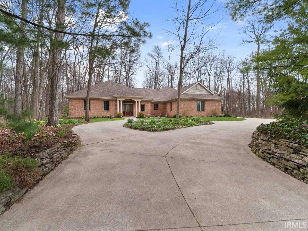 Fort Wayne, IN 46845-1071,816 Country Wood Place