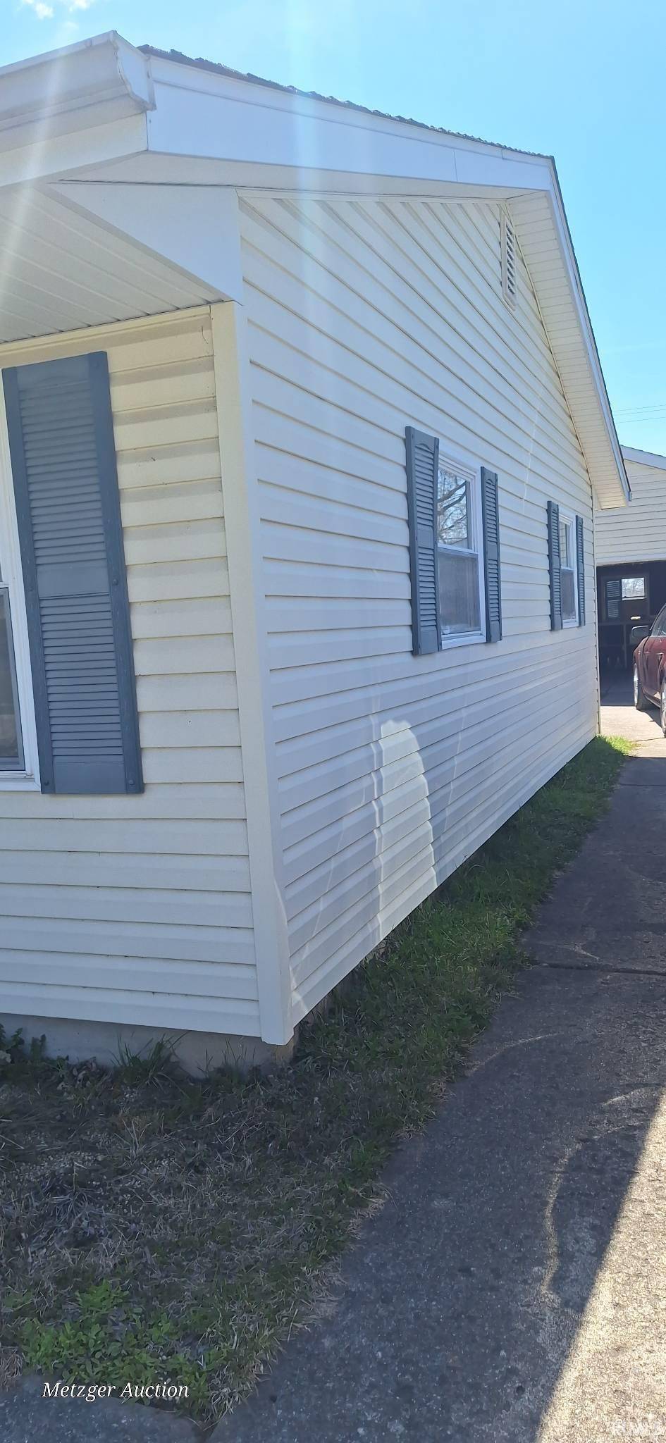 Fort Wayne, IN 46819-2030,2215 Saint Louis Avenue