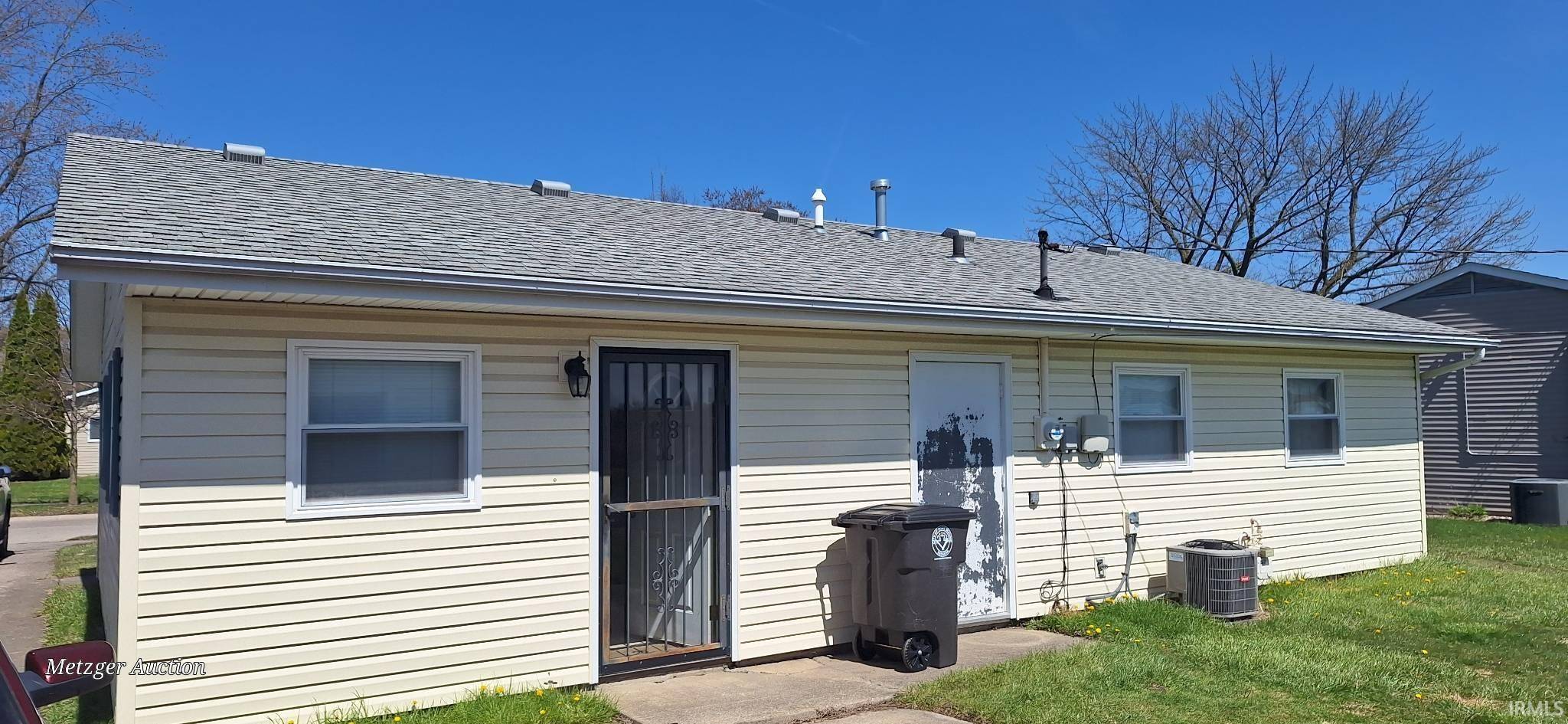 Fort Wayne, IN 46819-2030,2215 Saint Louis Avenue