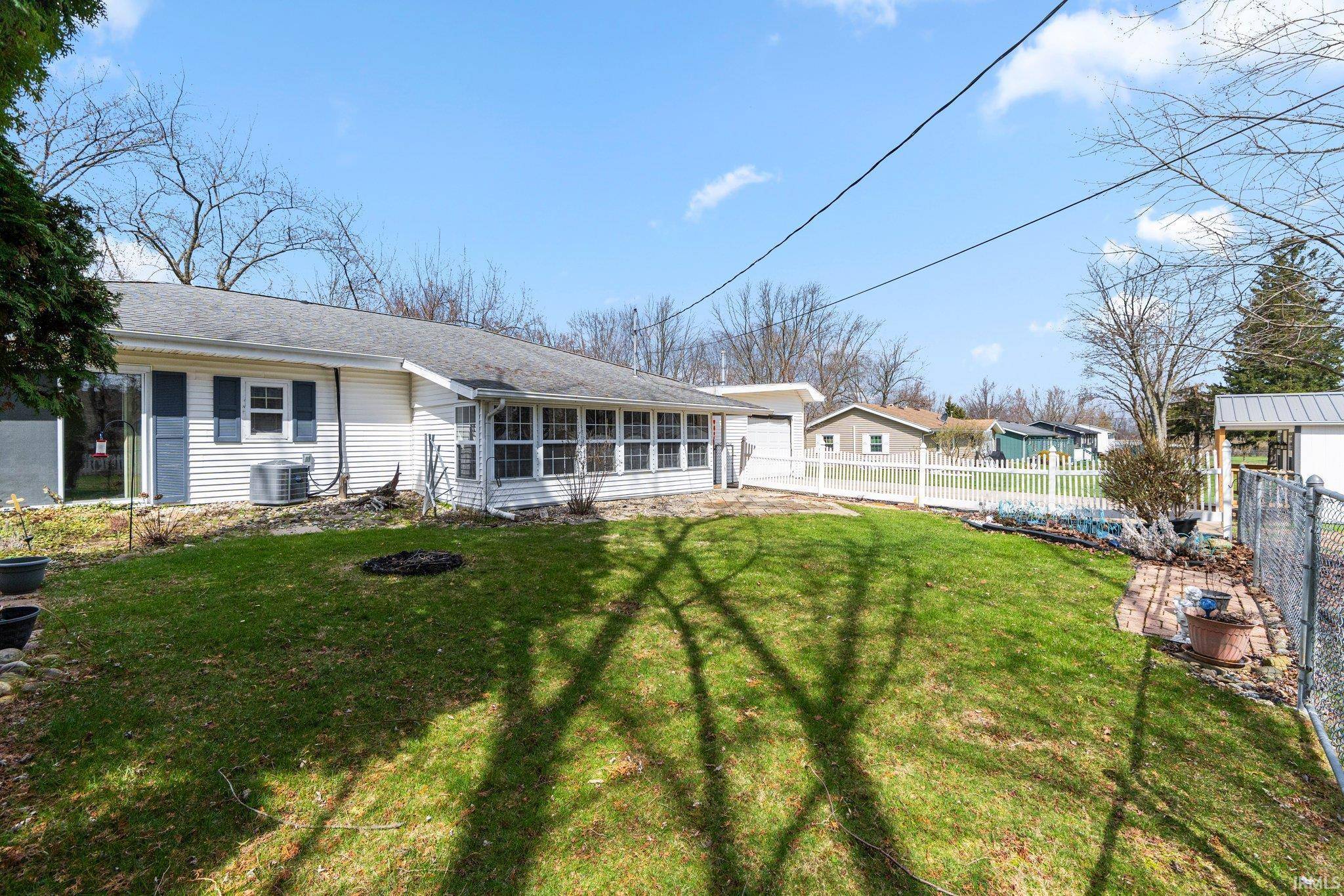 Kendallville, IN 46755,510 N Meadow Lane