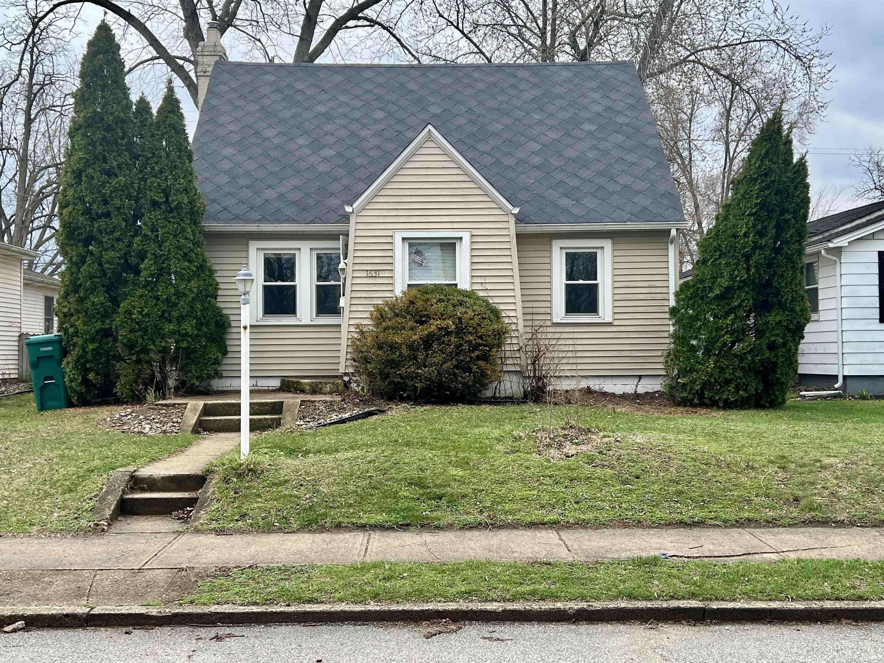 Mishawaka, IN 46544,1631 Linden Avenue